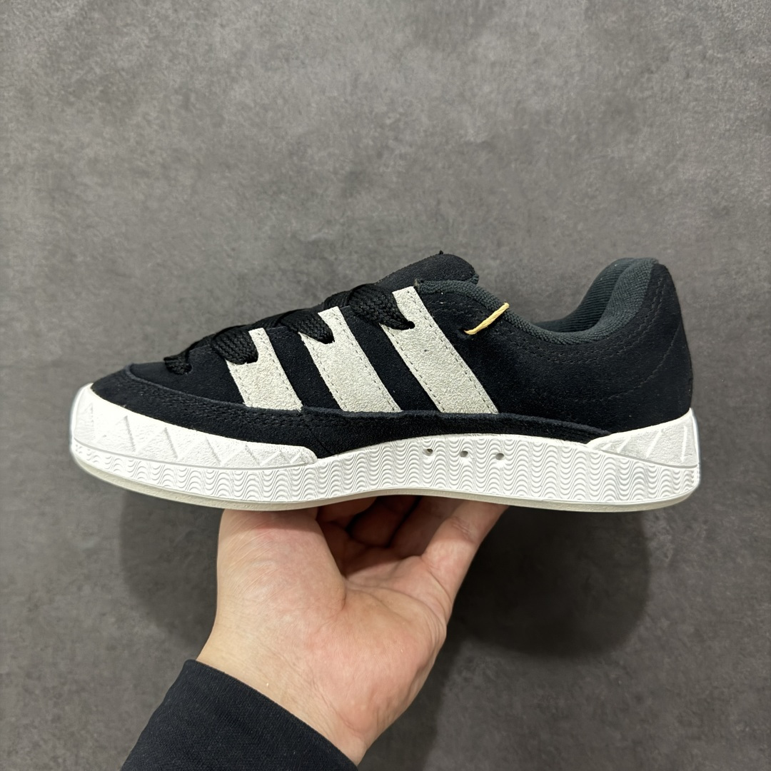 【特价】超火的阿迪达斯「鲨鱼面包鞋」新联名开启,中底造型有点酷！阿迪达斯Adidas Originals