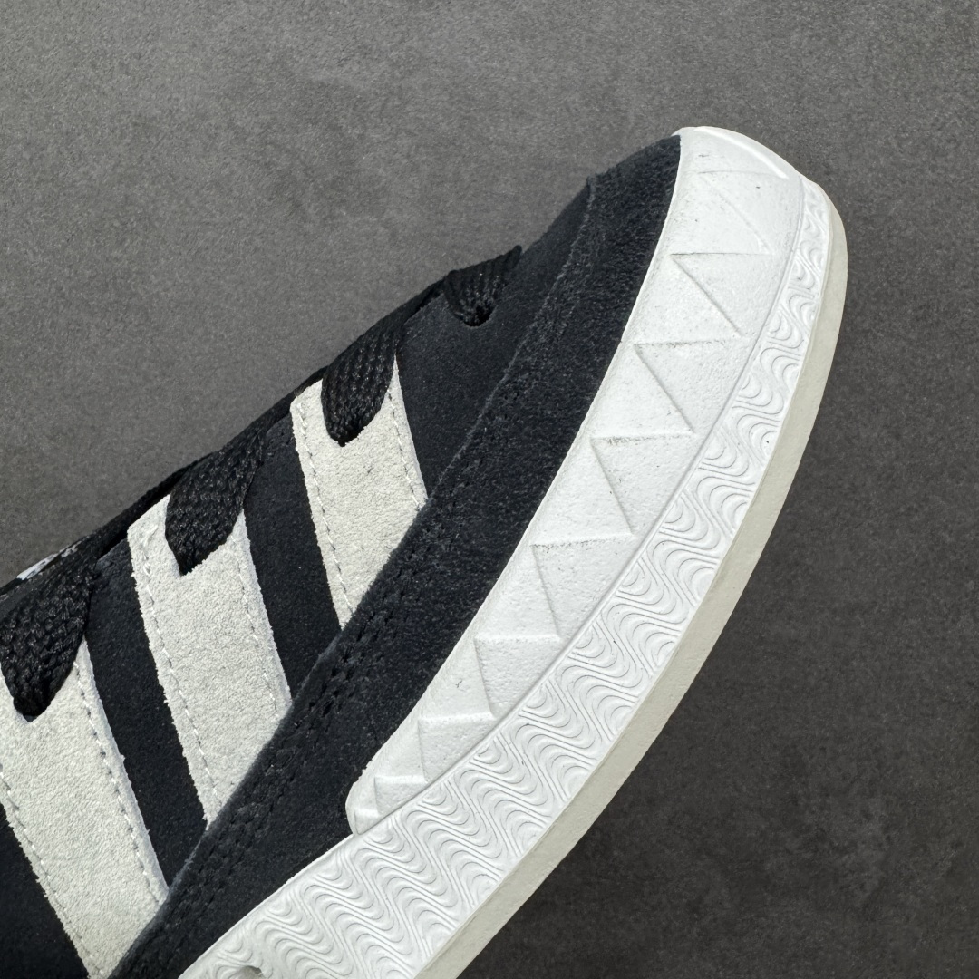 【特价】超火的阿迪达斯「鲨鱼面包鞋」新联名开启,中底造型有点酷！阿迪达斯Adidas Originals