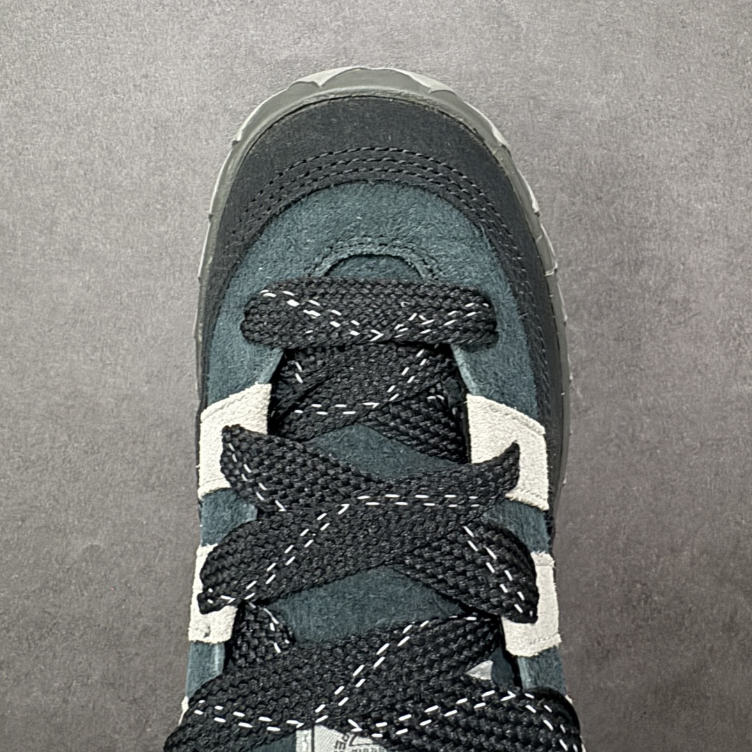 【特价】超火的阿迪达斯「鲨鱼面包鞋」新联名开启,中底造型有点酷！阿迪达斯Adidas Originals