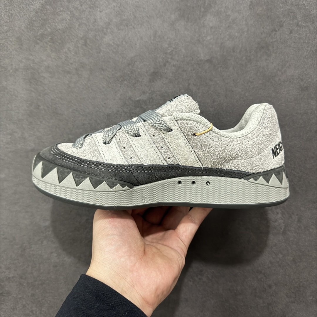 【DT福利】超火的阿迪达斯「鲨鱼面包鞋」新联名开启,中底造型有点酷！阿迪达斯Adidas Origina