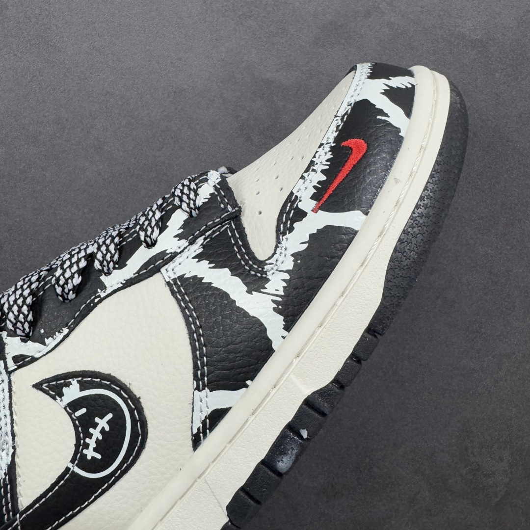 【纯原】Nike SB Dunk Low “Supreme联名——鬼脸米黑奶牛” 高端定制 低帮休闲板鞋