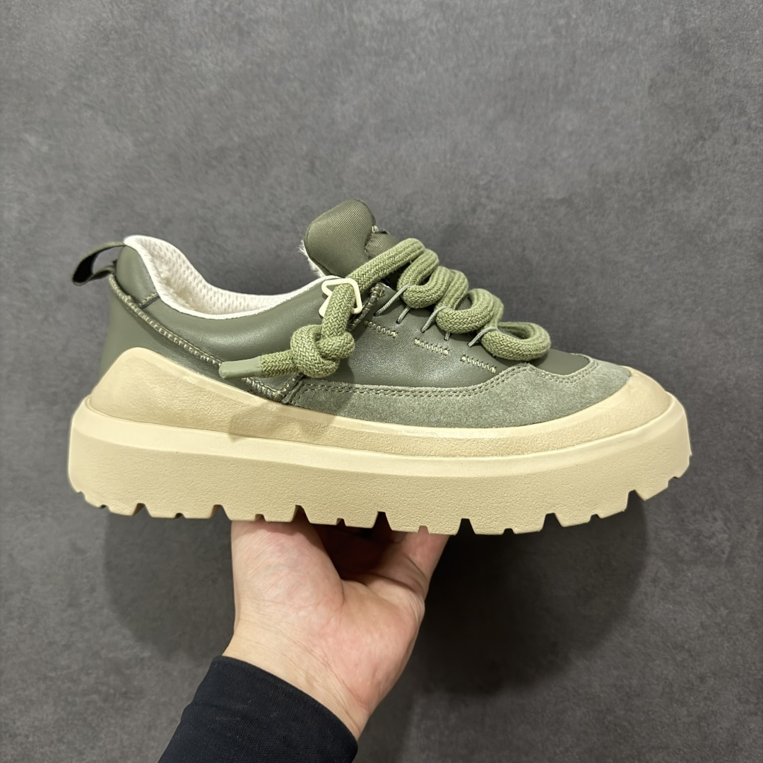 【X1纯原】全网最齐ugg 130个配色市面顶级版本 UGG Heritage 中性雪地靴 面包鞋 广州外贸大厂生产鞋头到鞋垫真羊皮毛一体独立外盒包装芯片带防水工艺区别市面任何版本 独立原版开发大底羊绒鞋垫冬季保暖外出家居都是很适合的选择近年uug推出款式系列局部偏向年轻消费者喜好也走到时尚潮流穿搭的前沿鞋身材质防泼水涂层翻毛皮鞋面17毫米UGGPURE™植入式羊毛内底轻便防滑舒适橡胶外底带有品牌LOGO商标带全套包装 尺码:40-45 货号:1170910-选品中心