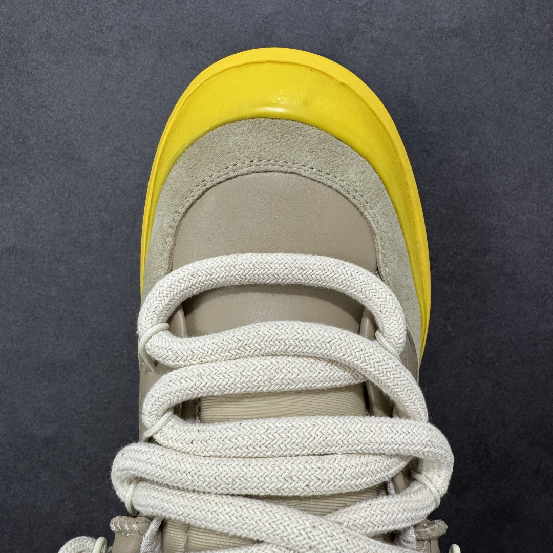 图片[8]-【X1纯原】全网最齐ugg 130个配色市面顶级版本 UGG Heritage 中性雪地靴 面包鞋 广州外贸大厂生产鞋头到鞋垫真羊皮毛一体独立外盒包装芯片带防水工艺区别市面任何版本 独立原版开发大底羊绒鞋垫冬季保暖外出家居都是很适合的选择近年uug推出款式系列局部偏向年轻消费者喜好也走到时尚潮流穿搭的前沿鞋身材质防泼水涂层翻毛皮鞋面17毫米UGGPURE™植入式羊毛内底轻便防滑舒适橡胶外底带有品牌LOGO商标带全套包装 尺码：40-45 货号：1170910-选品中心