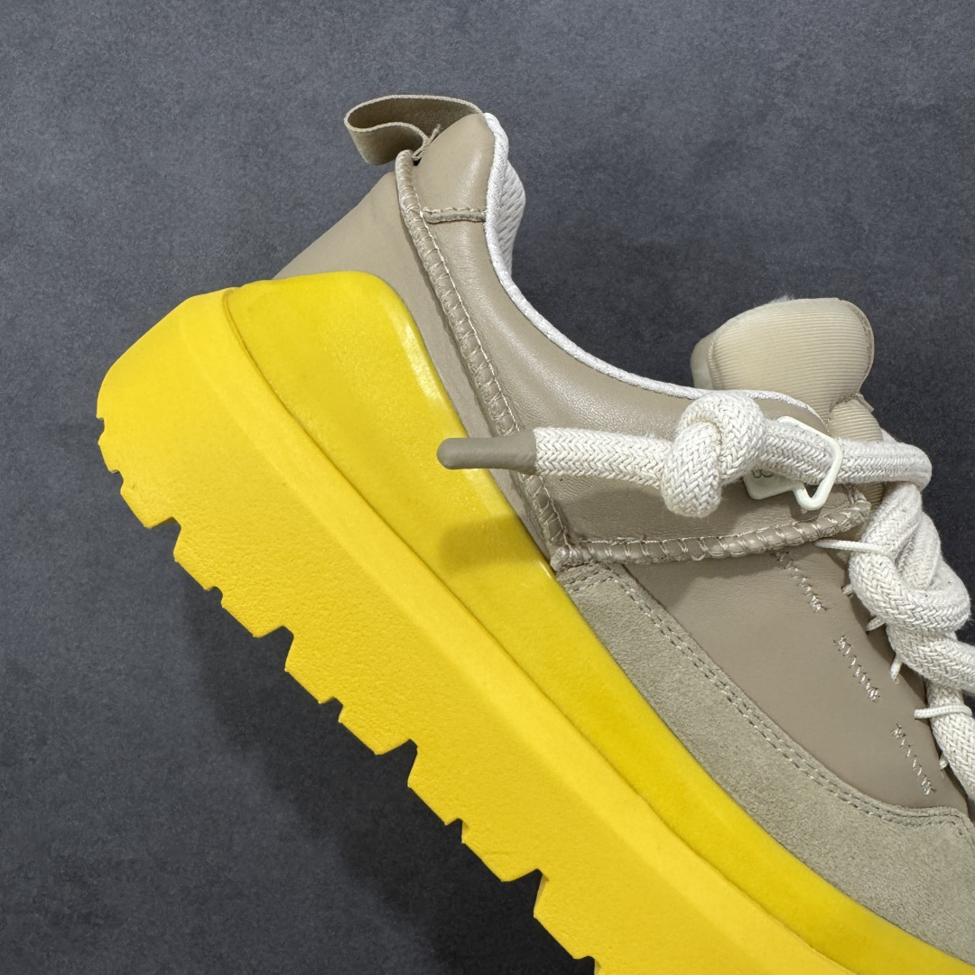 图片[6]-【X1纯原】全网最齐ugg 130个配色市面顶级版本 UGG Heritage 中性雪地靴 面包鞋 广州外贸大厂生产鞋头到鞋垫真羊皮毛一体独立外盒包装芯片带防水工艺区别市面任何版本 独立原版开发大底羊绒鞋垫冬季保暖外出家居都是很适合的选择近年uug推出款式系列局部偏向年轻消费者喜好也走到时尚潮流穿搭的前沿鞋身材质防泼水涂层翻毛皮鞋面17毫米UGGPURE™植入式羊毛内底轻便防滑舒适橡胶外底带有品牌LOGO商标带全套包装 尺码：40-45 货号：1170910-选品中心