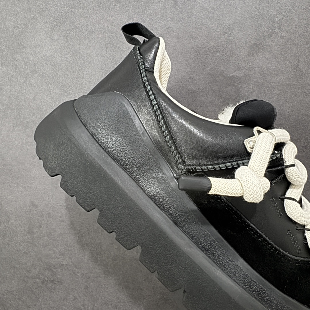 图片[6]-【X1纯原】全网最齐ugg 130个配色市面顶级版本 UGG Heritage 中性雪地靴 面包鞋 广州外贸大厂生产鞋头到鞋垫真羊皮毛一体独立外盒包装芯片带防水工艺区别市面任何版本 独立原版开发大底羊绒鞋垫冬季保暖外出家居都是很适合的选择近年uug推出款式系列局部偏向年轻消费者喜好也走到时尚潮流穿搭的前沿鞋身材质防泼水涂层翻毛皮鞋面17毫米UGGPURE™植入式羊毛内底轻便防滑舒适橡胶外底带有品牌LOGO商标带全套包装 尺码：40-45 货号：1170910-选品中心