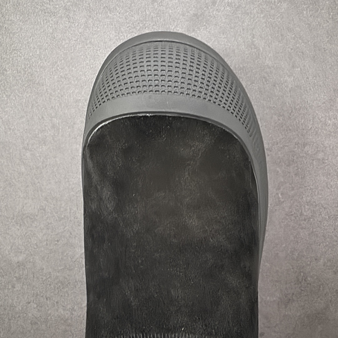 图片[8]-【X1纯原】全网最齐ugg 130个配色市面顶级版本 UGG 25款王一博二代系列黑色4cm厚底 广州外贸大厂生产鞋头到鞋垫真羊皮毛一体独立外盒包装芯片带防水工艺区别市面任何版本 独立原版开发大底羊绒鞋垫冬季保暖外出家居都是很适合的选择近年uug推出款式系列局部偏向年轻消费者喜好也走到时尚潮流穿搭的前沿鞋身材质防泼水涂层翻毛皮鞋面17毫米UGGPURE™植入式羊毛内底轻便防滑舒适橡胶外底带有品牌LOGO商标带全套包装 尺码：40-45 货号：1174196-选品中心