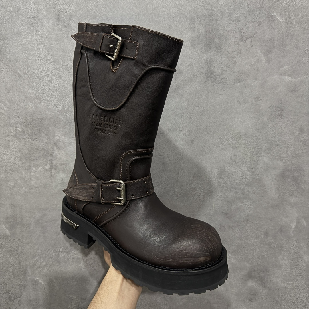 图片[3]-【广东纯原版本】Balenciaga 25新款酷飒毒液靴✨ 酷飒出街，超有个性，独特翻折设计，个性又前卫，金属扣点缀，酷感十足😘又美又飒，无论是日常出街还是时尚派对🎉它都是吸睛利器💯 对版甄选牛皮面料，羊皮内里，私模耐磨防滑橡胶大底 尺码：35-44-选品中心