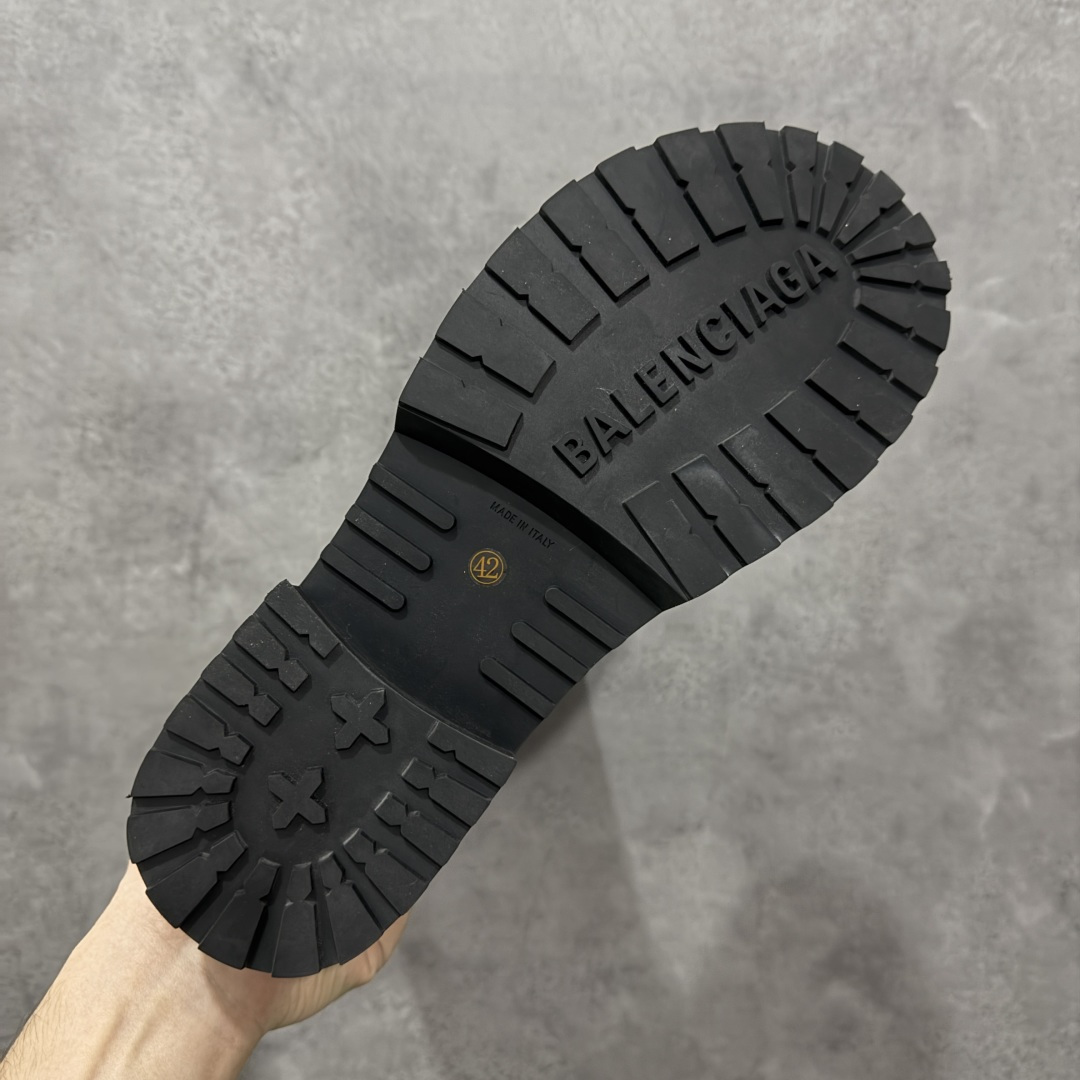 图片[9]-【广东纯原版本】Balenciaga 25新款酷飒毒液靴✨ 酷飒出街，超有个性，独特翻折设计，个性又前卫，金属扣点缀，酷感十足😘又美又飒，无论是日常出街还是时尚派对🎉它都是吸睛利器💯 对版甄选牛皮面料，羊皮内里，私模耐磨防滑橡胶大底 尺码：35-44-选品中心