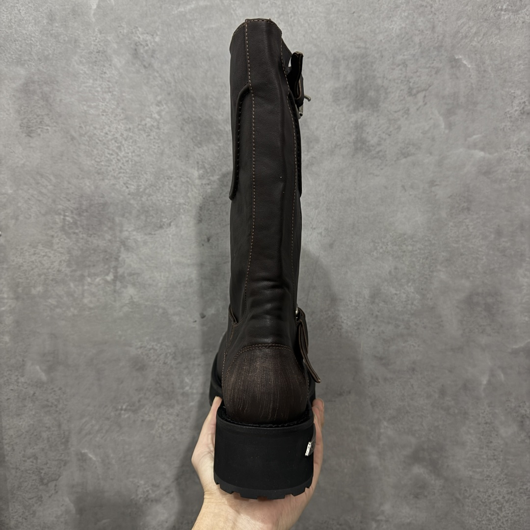 图片[4]-【广东纯原版本】Balenciaga 25新款酷飒毒液靴✨ 酷飒出街，超有个性，独特翻折设计，个性又前卫，金属扣点缀，酷感十足😘又美又飒，无论是日常出街还是时尚派对🎉它都是吸睛利器💯 对版甄选牛皮面料，羊皮内里，私模耐磨防滑橡胶大底 尺码：35-44-选品中心