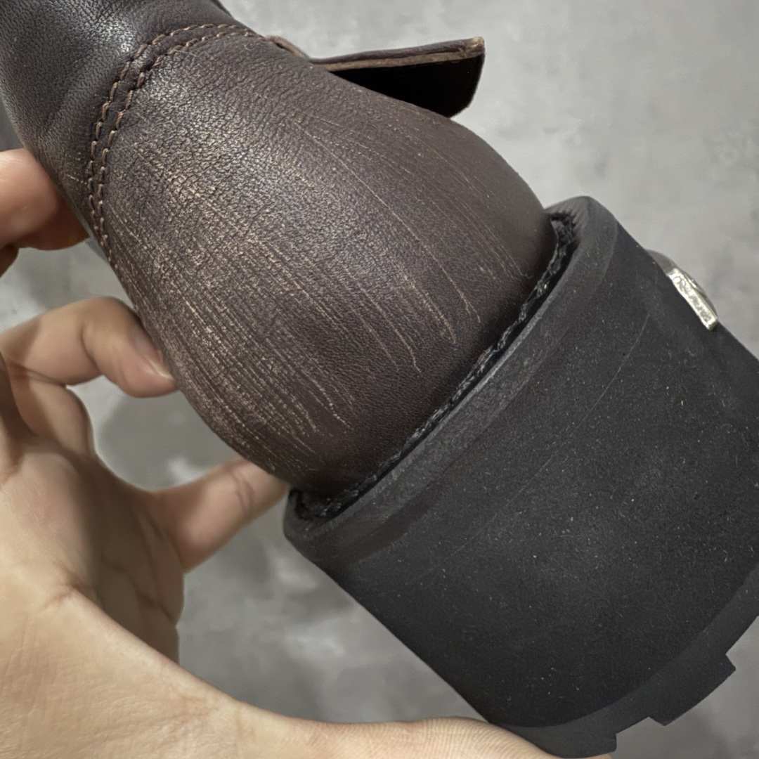 图片[6]-【广东纯原版本】Balenciaga 25新款酷飒毒液靴✨ 酷飒出街，超有个性，独特翻折设计，个性又前卫，金属扣点缀，酷感十足😘又美又飒，无论是日常出街还是时尚派对🎉它都是吸睛利器💯 对版甄选牛皮面料，羊皮内里，私模耐磨防滑橡胶大底 尺码：35-44-选品中心