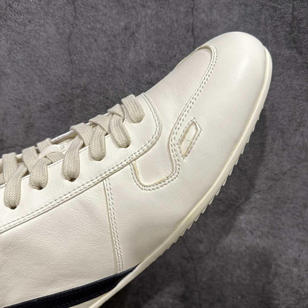 图片[6]-【佛山超A版】2025 Rick Owens Minimal 欧文斯新款情侣款复古板鞋黑暗系 休闲运动鞋 原版购入开发 做货 掌握时尚的默契，采用全粒面小牛皮，散发出品质与独特设计的高级光芒。每一寸的小牛皮，都是奢华的代名词，触感柔软，充满贵族气息。这不仅仅是一款材质，更是对时尚品位的完美追求。搭配你的潮流穿搭，瞬间让整体品质提升。 鞋面：原版定制进口反绒皮➕粒面小牛皮 内里：进口丝绸羊皮 大底：原版开模橡胶大底 尺码：39-45-选品中心