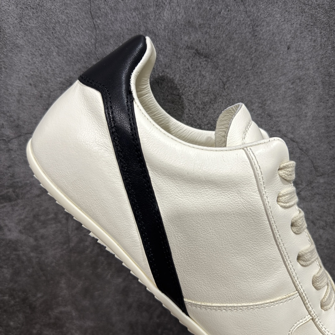 图片[7]-【佛山超A版】2025 Rick Owens Minimal 欧文斯新款情侣款复古板鞋黑暗系 休闲运动鞋 原版购入开发 做货 掌握时尚的默契，采用全粒面小牛皮，散发出品质与独特设计的高级光芒。每一寸的小牛皮，都是奢华的代名词，触感柔软，充满贵族气息。这不仅仅是一款材质，更是对时尚品位的完美追求。搭配你的潮流穿搭，瞬间让整体品质提升。 鞋面：原版定制进口反绒皮➕粒面小牛皮 内里：进口丝绸羊皮 大底：原版开模橡胶大底 尺码：39-45-选品中心