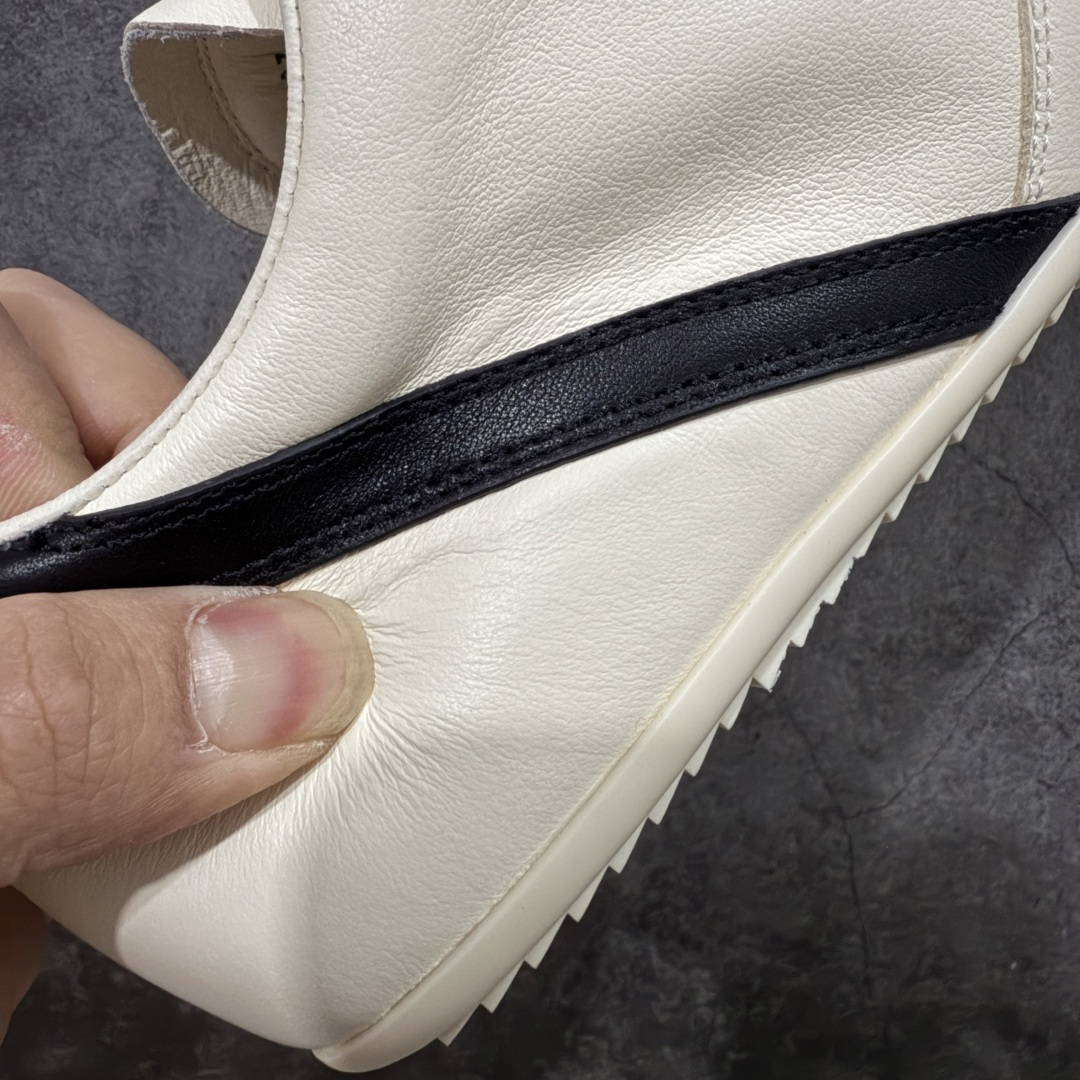 图片[3]-【佛山超A版】2025 Rick Owens Minimal 欧文斯新款情侣款复古板鞋黑暗系 休闲运动鞋 原版购入开发 做货 掌握时尚的默契，采用全粒面小牛皮，散发出品质与独特设计的高级光芒。每一寸的小牛皮，都是奢华的代名词，触感柔软，充满贵族气息。这不仅仅是一款材质，更是对时尚品位的完美追求。搭配你的潮流穿搭，瞬间让整体品质提升。 鞋面：原版定制进口反绒皮➕粒面小牛皮 内里：进口丝绸羊皮 大底：原版开模橡胶大底 尺码：39-45-选品中心