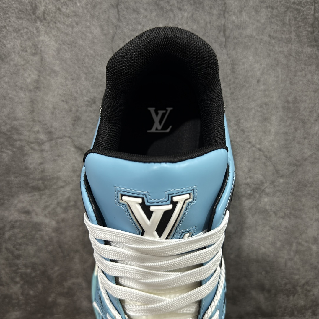 图片[8]-【莞产YS版本】Louis Vuitton Trainer lv时装走秀运动鞋 完美鞋型超高的清洁度 零毛边线头瑕疵 全套原楦原纸版原鞋开模 全网最具灵魂的版型 正确原装黄色鞋盒 正确中底印花 鞋面印花3D高频深度立体 全鞋电脑针车 紧密相连 针距密度一致 环保乳胶注塑鞋垫 厚度脚感还原原版 皮面裁剪部位 统一油边封口工艺 原装橡胶大底含胶量大底组合零偏差 专柜全套包装 防尘袋 说明书 质保卡 男女鞋 尺码： 39 40 41 42 43 44 45-选品中心