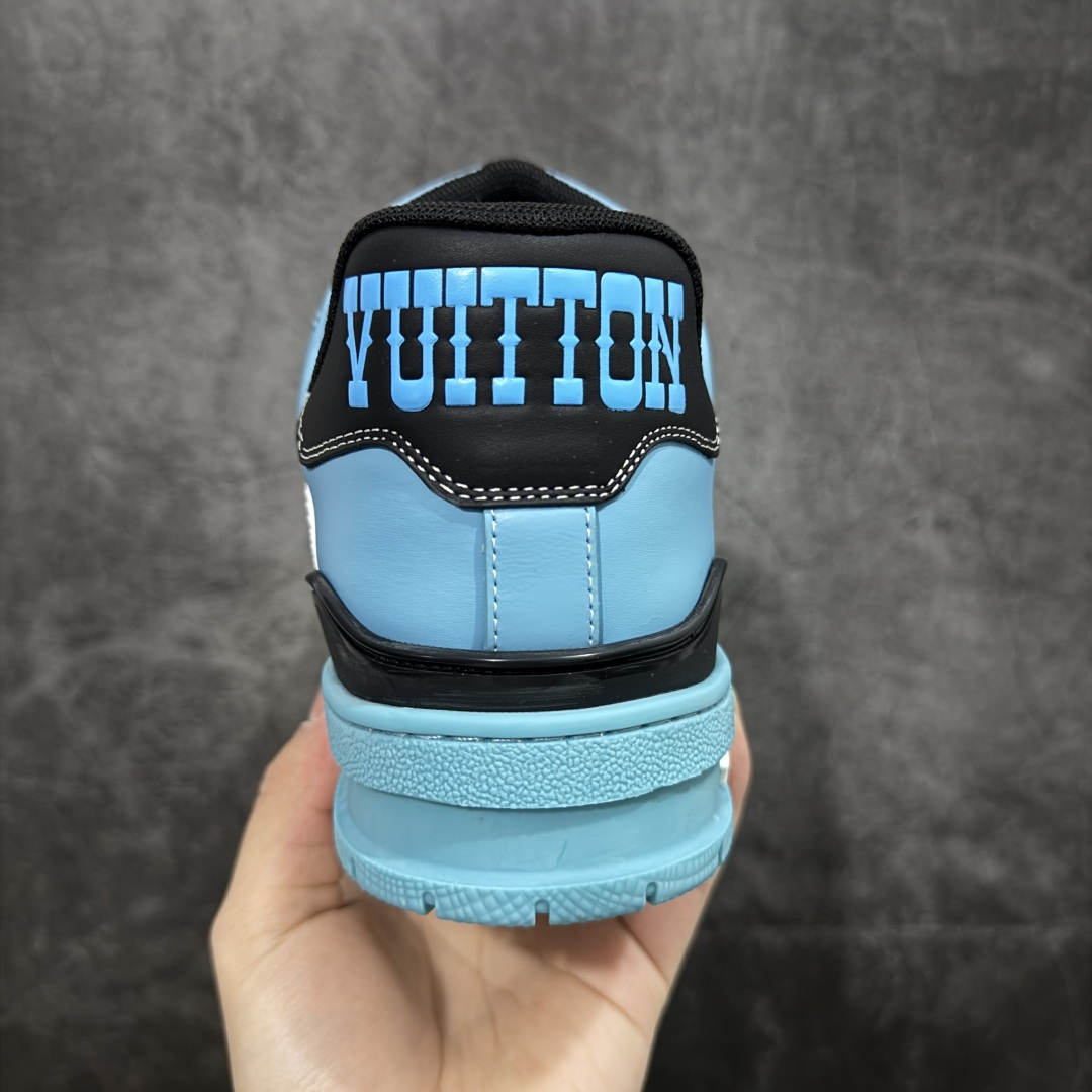 图片[4]-【莞产YS版本】Louis Vuitton Trainer lv时装走秀运动鞋 完美鞋型超高的清洁度 零毛边线头瑕疵 全套原楦原纸版原鞋开模 全网最具灵魂的版型 正确原装黄色鞋盒 正确中底印花 鞋面印花3D高频深度立体 全鞋电脑针车 紧密相连 针距密度一致 环保乳胶注塑鞋垫 厚度脚感还原原版 皮面裁剪部位 统一油边封口工艺 原装橡胶大底含胶量大底组合零偏差 专柜全套包装 防尘袋 说明书 质保卡 男女鞋 尺码： 39 40 41 42 43 44 45-选品中心