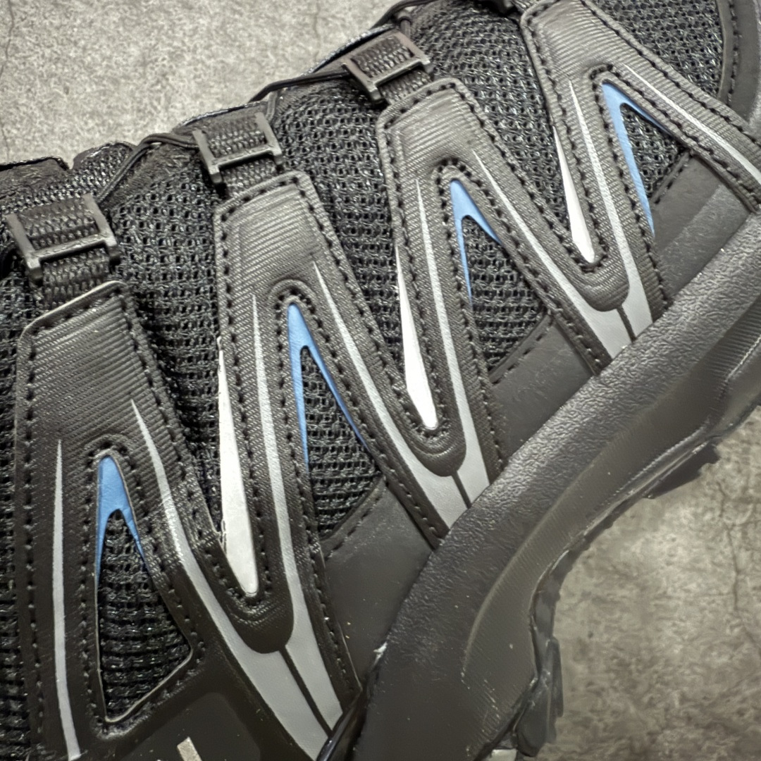 图片[4]-【666版本】SALOMON 萨洛蒙 XA PRO 3D 户外运动 网布减震防滑透气 低帮跑步鞋 男女同款 黑蓝475423 全新品质 巅峰之作 所有配色均购物原版拆解1：1开发 原材料打造 非市场公版便宜货 私模大底 清洁度比市场所有版本都高 全套原纸板楦头开发 原厂网布配套 确保原汁原味 完美呈现版型 原档数据独家私模五层组合大底 男女鞋同步官方开发至46 原装Ortholite轻量化鞋垫 中底布带钢印编号 原厂TPU锁扣 进口港宝加持 后跟自然饱满 还原公司包裹性 鞋面采用SENSIFT贴合技术 全方位贴合包裹脚型 鞋跟部鞋底牵引设计 提供强大的抓地性能 更适应野外崎岖不平的道路 其3D ADVANCED CHASSIS底盘 材料轻量大化 钉齿设计更具稳定性 防护性 鞋底易磨损区运用CONTAGRIP高耐磨材料 应对城市硬质路面长距离跑考验 尺码：36 36.5 37.5 38 38.5 39 40 40.5 41 42 42.5 43 44 45 46-选品中心