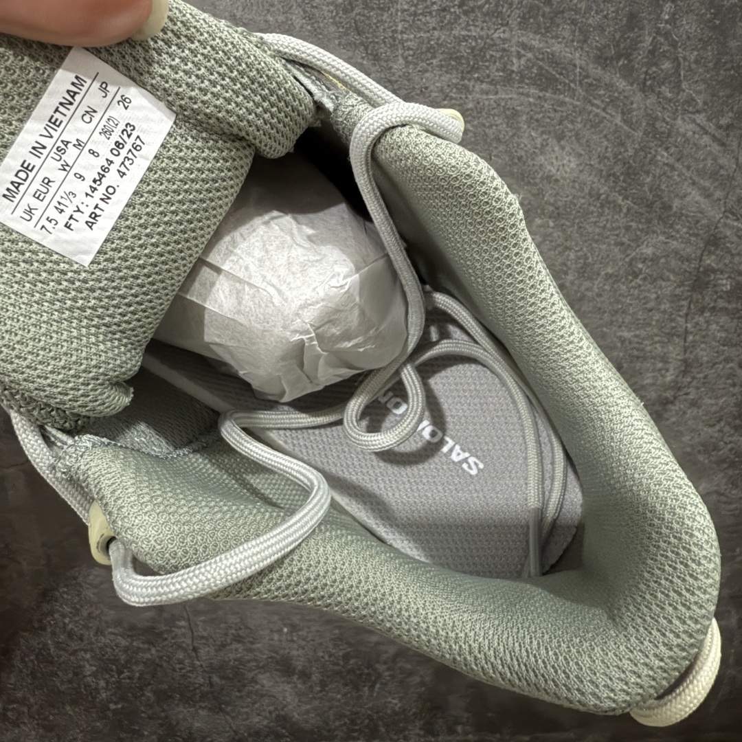 图片[7]-【巅峰版】SALOMON萨洛蒙 ODYSSEY ELMT LOW LTR 柔软舒适 耐磨透气轻便 低帮 生活休闲鞋 男女同款 雷军同款 473767 纯原外贸平台特供订单 耗时半年巨作 全套原纸板楦头开发 原厂特供网布配套加持 确保原汁原味 完美呈现版型 原档数据独家私模五层组合大底 原装Ortholite轻量化鞋垫 中底布带钢印编号 原厂TPU锁扣 进口港宝加持 后跟自然饱满 还原公司包裹性 鞋面以“锯齿”状的包裹系统呈现 在基色底之下加入了各种色点缀 将公司的最新技术和时尚前卫的造型融入耐用的长跑款式中 鞋面由 TPU 薄膜制成 并焊接在高耐磨网眼上 使其既时尚又坚固 由 ACS底盘支撑 可增强稳定性和支撑力 以及由橡胶凸耳 Contragrip外底覆盖的 EVA 缓冲中底 旨在应对崎岖的地形 鞋舌上的彩色Salomon 标签、Quicklace 系统以及鞋头、鞋舌和鞋跟上的附加品牌使细节更加完美 让穿着者可以轻松驾驭户外与通勤下的任何运动生活场景 无缝鞋身户外随意纵横 颜值与脚感兼备 出街通勤 绝对非常吸睛 你值得拥有 尺码：36 36.5 37.5 38 38.5 39 40 40.5 41 42 42.5 43 44 44.5 45-选品中心