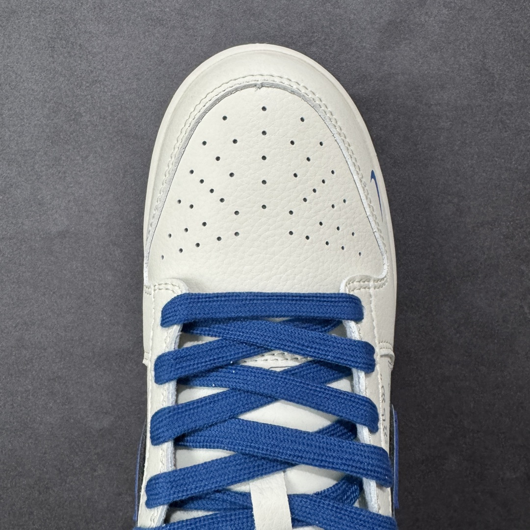 【纯原】高端定制Nike SB Dunk Low “Superme联名------奶白蓝渡鸦” 高端定制