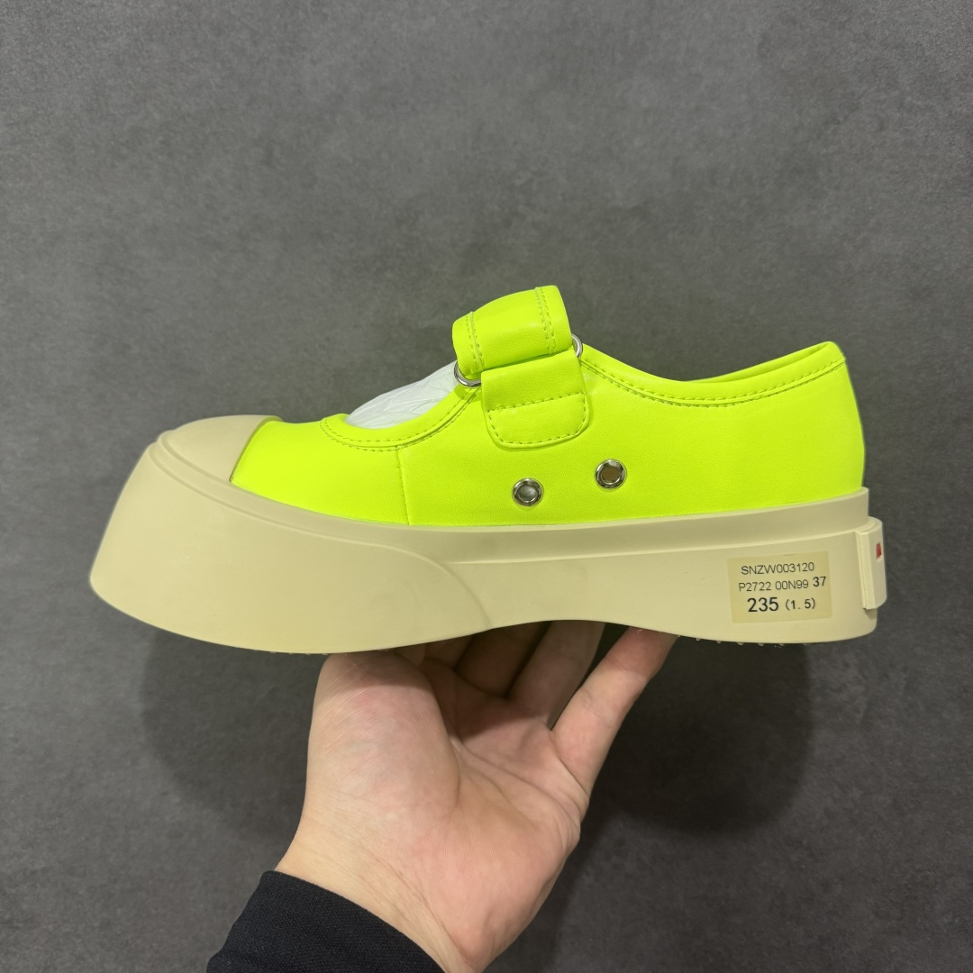 图片[2]-【广东纯原版本】Marni Pablo Leather Mary Jane Sneaker 意大利奢侈品品牌-玛尼·巴勃罗·玛丽珍系列低帮松糕厚底百搭魔术贴大头增高板鞋 女鞋广东原产 采用软质粒面牛剖革鞋面材质 内里水染牛皮及乳胶脚垫 内嵌PU乳胶缓震脚垫 外置4.0cm厘米增高防滑耐磨TPR橡胶大底❗ 赵露思宋祖儿同款爆款大头鞋！ 尺码：35-40-选品中心