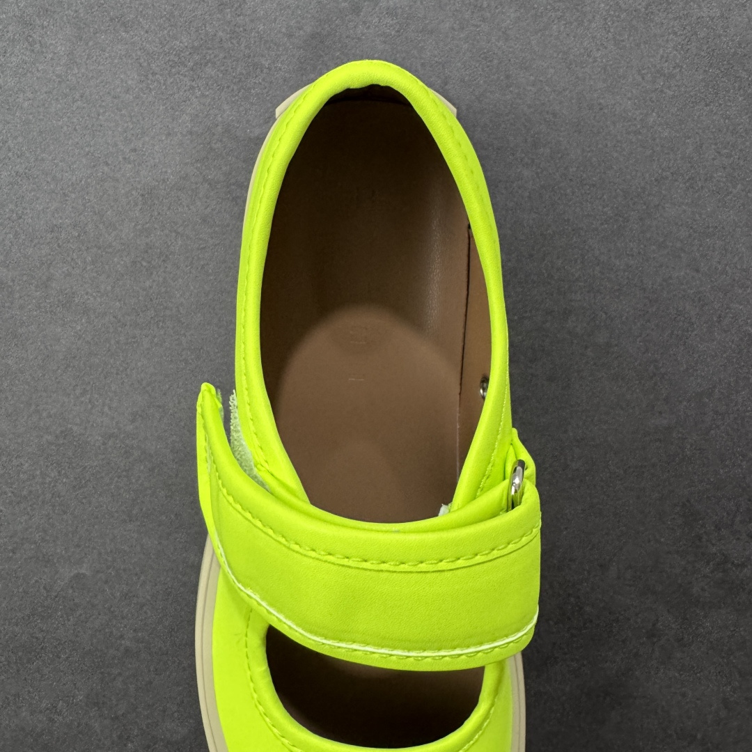 图片[7]-【广东纯原版本】Marni Pablo Leather Mary Jane Sneaker 意大利奢侈品品牌-玛尼·巴勃罗·玛丽珍系列低帮松糕厚底百搭魔术贴大头增高板鞋 女鞋广东原产 采用软质粒面牛剖革鞋面材质 内里水染牛皮及乳胶脚垫 内嵌PU乳胶缓震脚垫 外置4.0cm厘米增高防滑耐磨TPR橡胶大底❗ 赵露思宋祖儿同款爆款大头鞋！ 尺码：35-40-选品中心