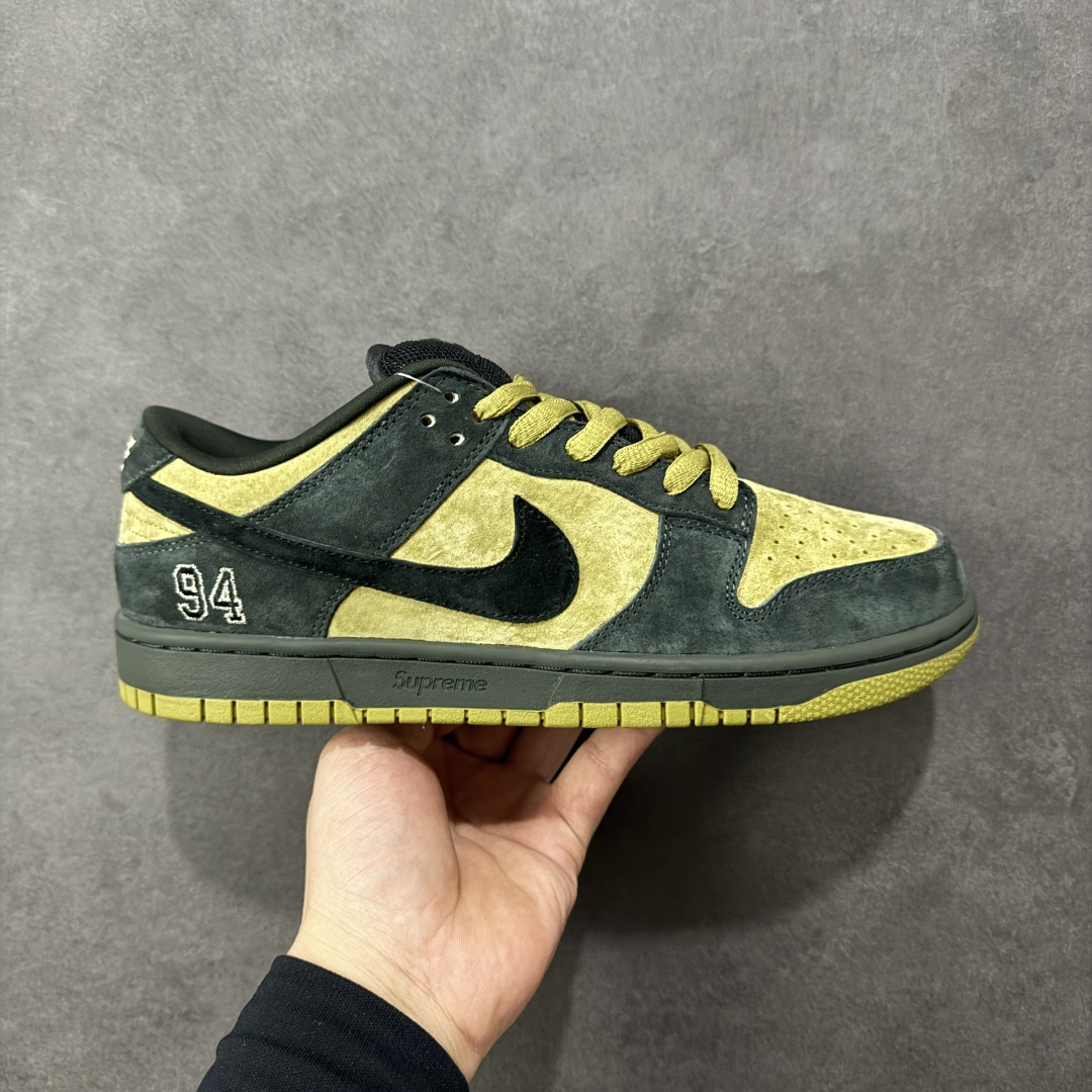 NO:621252,Local support stores [repair-free st version] NIKE DUNK LOW dunk series Nike retro low-top casual sports skateboard shoes use ZoomAir air cushion with soft and comfortable foot feel to effectively absorb the impact of extreme sports such as skateboarding when landing, providing better protection for street athletes. Item number: HQ8487-300 Size: 36 36.5 37.5 38 38.5 39 40  40.5 41 42 42.5 43 44 45 46 Coding: XZB270280,19860909本地 支持放店【免修st版】NIKE DUNK LOW 扣篮系列 耐克 复古低帮休闲运动滑板板鞋 采用脚感柔软舒适ZoomAir气垫 有效吸收滑板等极限运动在落地时带来的冲击力 为街头运动者们提供更好的保护 货号:HQ8487-300 尺码:36 36.5 37.5 38 38.5 39 40 40.5 41 42 42.5 43 44 45 46 编码:XZB270280,,Men's shoes