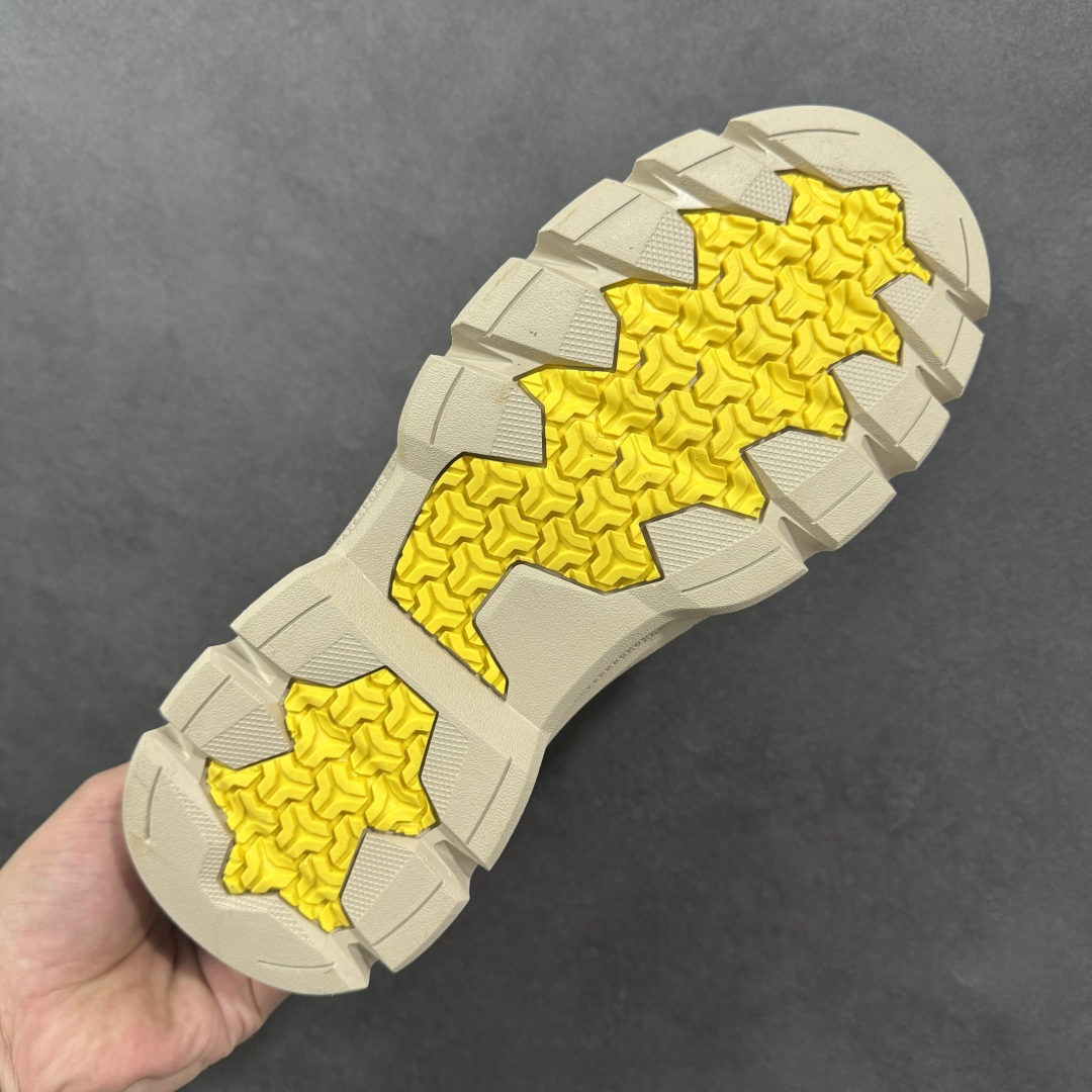 图片[9]-【广东纯原】UGG秋冬新品Tasman Weather Hybrid 塔斯曼混合系列轻量休闲鞋（毛绒一体内里 保暖锁热）秋冬必备 户外中帮男士休闲鞋雪地靴马丁靴系列 广东大厂品质 秋冬新款 时尚潮流搭配 面料釆用意大利进口磨砂牛皮 全鞋真牛皮材料 大底到五金都是代工厂原材料制作 好货不杀猪 首单质量严格把控 全套官网统一包装 今年冬季防寒户外专用产品 日常随意搭配 型男必备‼ 货号：U5869M 尺码：39-44-选品中心