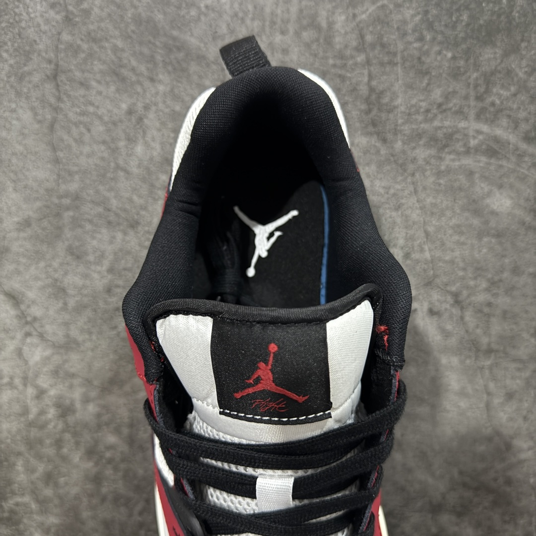 图片[8]-【神版纯原】Nike Air Jordan CMFT Era 舒适简约低帮运动鞋 HJ6777-106 实拍首发 顶级版本 原鞋开发 原盒ZP材质一致 鞋面大面积的网眼透气性拉满 中底的大面积泡棉超级舒适 尺码：36/45 配色陆续出货中-选品中心