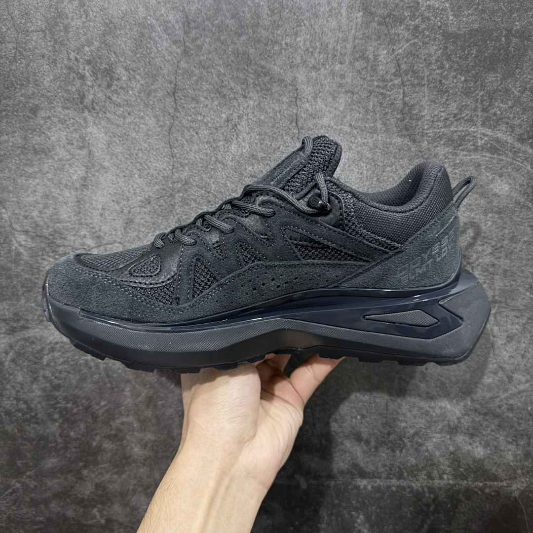 图片[2]-【巅峰版】SALOMON萨洛蒙 ODYSSEY ELMT LOW LTR 柔软舒适 耐磨透气轻便 低帮 生活休闲鞋 男款 雷军同款 473766 纯原外贸平台特供订单 耗时半年巨作 全套原纸板楦头开发 原厂特供网布配套加持 确保原汁原味 完美呈现版型 原档数据独家私模五层组合大底 原装Ortholite轻量化鞋垫 中底布带钢印编号 原厂TPU锁扣 进口港宝加持 后跟自然饱满 还原公司包裹性 鞋面以“锯齿”状的包裹系统呈现 在基色底之下加入了各种色点缀 将公司的最新技术和时尚前卫的造型融入耐用的长跑款式中 鞋面由 TPU 薄膜制成 并焊接在高耐磨网眼上 使其既时尚又坚固 由 ACS底盘支撑 可增强稳定性和支撑力 以及由橡胶凸耳 Contragrip外底覆盖的 EVA 缓冲中底 旨在应对崎岖的地形 鞋舌上的彩色Salomon 标签、Quicklace 系统以及鞋头、鞋舌和鞋跟上的附加品牌使细节更加完美 让穿着者可以轻松驾驭户外与通勤下的任何运动生活场景 无缝鞋身户外随意纵横 颜值与脚感兼备 出街通勤 绝对非常吸睛 你值得拥有 尺码：40 40.5 41 42 42.5 43 44 44.5 45-选品中心