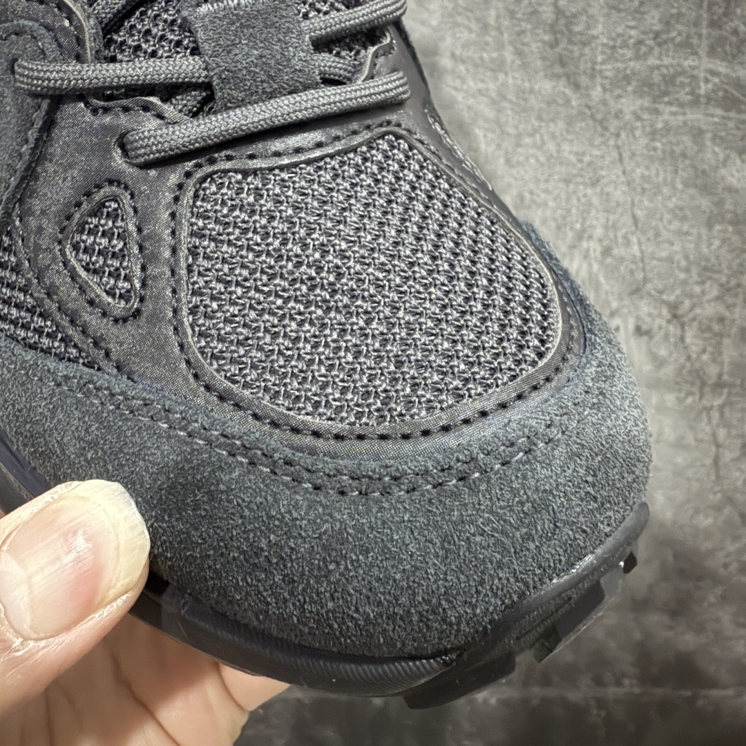 图片[4]-【巅峰版】SALOMON萨洛蒙 ODYSSEY ELMT LOW LTR 柔软舒适 耐磨透气轻便 低帮 生活休闲鞋 男款 雷军同款 473766 纯原外贸平台特供订单 耗时半年巨作 全套原纸板楦头开发 原厂特供网布配套加持 确保原汁原味 完美呈现版型 原档数据独家私模五层组合大底 原装Ortholite轻量化鞋垫 中底布带钢印编号 原厂TPU锁扣 进口港宝加持 后跟自然饱满 还原公司包裹性 鞋面以“锯齿”状的包裹系统呈现 在基色底之下加入了各种色点缀 将公司的最新技术和时尚前卫的造型融入耐用的长跑款式中 鞋面由 TPU 薄膜制成 并焊接在高耐磨网眼上 使其既时尚又坚固 由 ACS底盘支撑 可增强稳定性和支撑力 以及由橡胶凸耳 Contragrip外底覆盖的 EVA 缓冲中底 旨在应对崎岖的地形 鞋舌上的彩色Salomon 标签、Quicklace 系统以及鞋头、鞋舌和鞋跟上的附加品牌使细节更加完美 让穿着者可以轻松驾驭户外与通勤下的任何运动生活场景 无缝鞋身户外随意纵横 颜值与脚感兼备 出街通勤 绝对非常吸睛 你值得拥有 尺码：40 40.5 41 42 42.5 43 44 44.5 45-选品中心