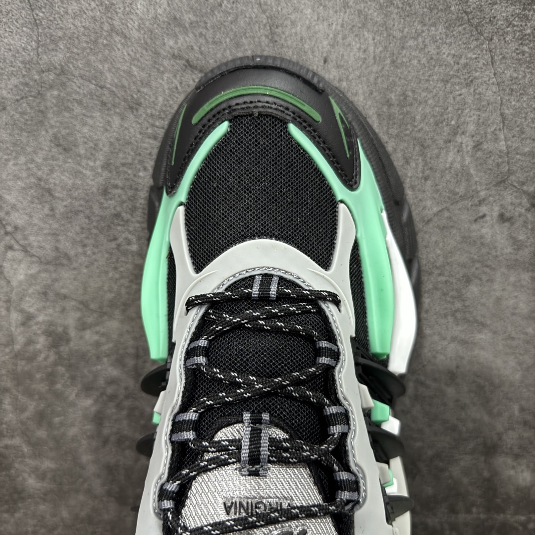 图片[5]-【纯原版】外贸爆款 Pharrell x AD Adistar Jellyfish 联名款低帮复古风老爹鞋水母鞋 JP9276 未来科技感十足 以3D风格焕新演绎标志性三条纹 为造型添上点睛之笔 金属质感视觉效果TPU自带哑光反射 非常的细节 最大的亮点无疑是鞋屁股 大块的tpu包裹 让增高的大底不再突兀 更显腿长脚细 尺码：36 36.5 37 38 38.5 39 40 40.5 41 42 42.5 43 44 44.5 45 46 47-选品中心