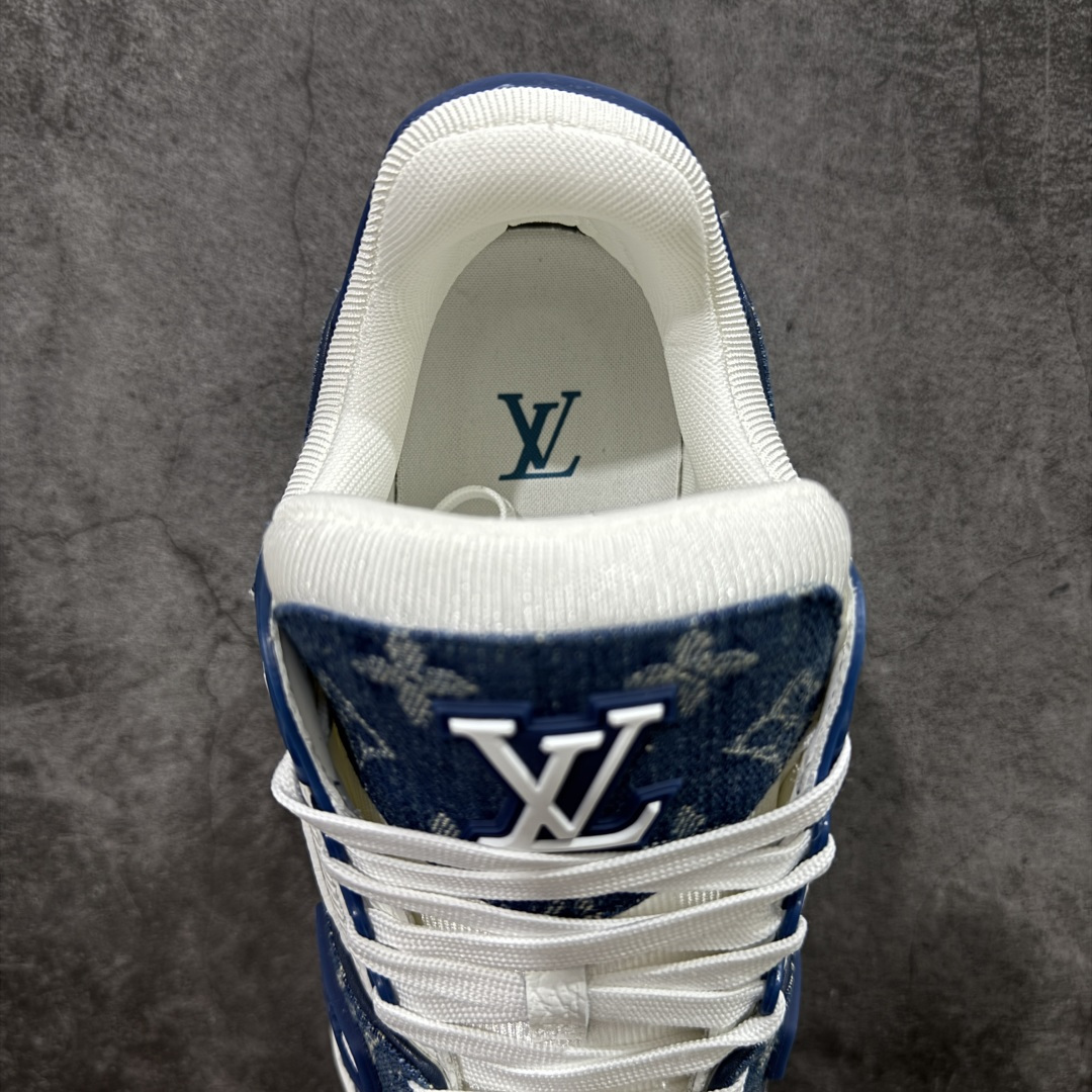 图片[8]-【ZOD版本】Louis Vuitton LV Trainer系列运动休闲板鞋 独家订单，从压花工艺、TPU胶片至大底制作，均采用独立开发的专属模具。定制皮料，细致还原原版纹路与光泽度，真正做到1：1对标原版。 真材实料，毫不妥协——克重与原鞋保持一致，上手一掂便知，原鞋的压手感，扎实分量与质感。市面上许多版本为控制成本，克重往往偏轻很多. 看货说话，真正原汁原味，不惧对比。懂行的大哥请看过来，市面上流通的各个版本任你比对，我们信心十足，静候您的检验。 尺码：35-46-选品中心