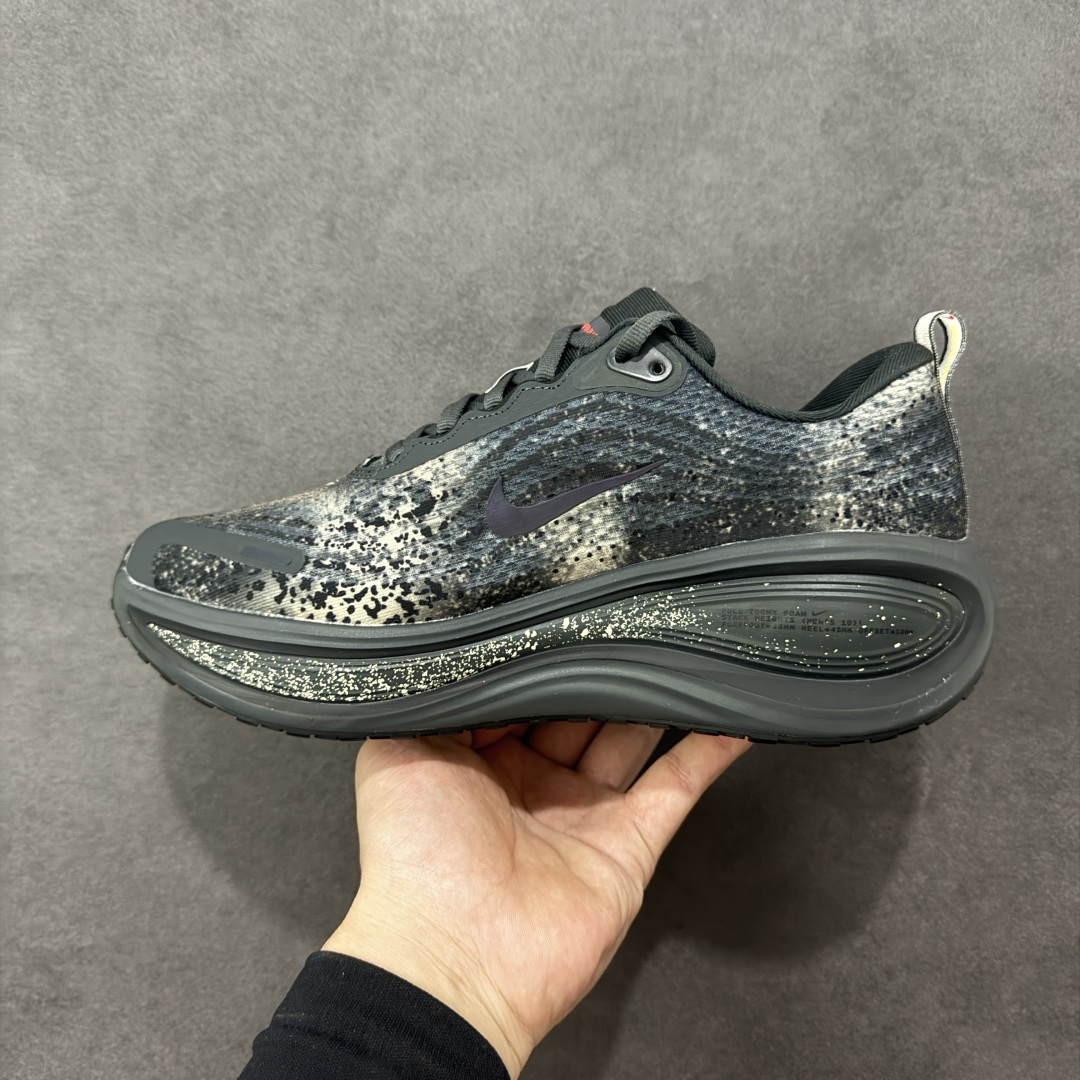 【纯原】Nike VOMERO PLUS 耐克 舒适减震防滑 低帮跑步鞋全掌ReactX泡绵中底 前掌和