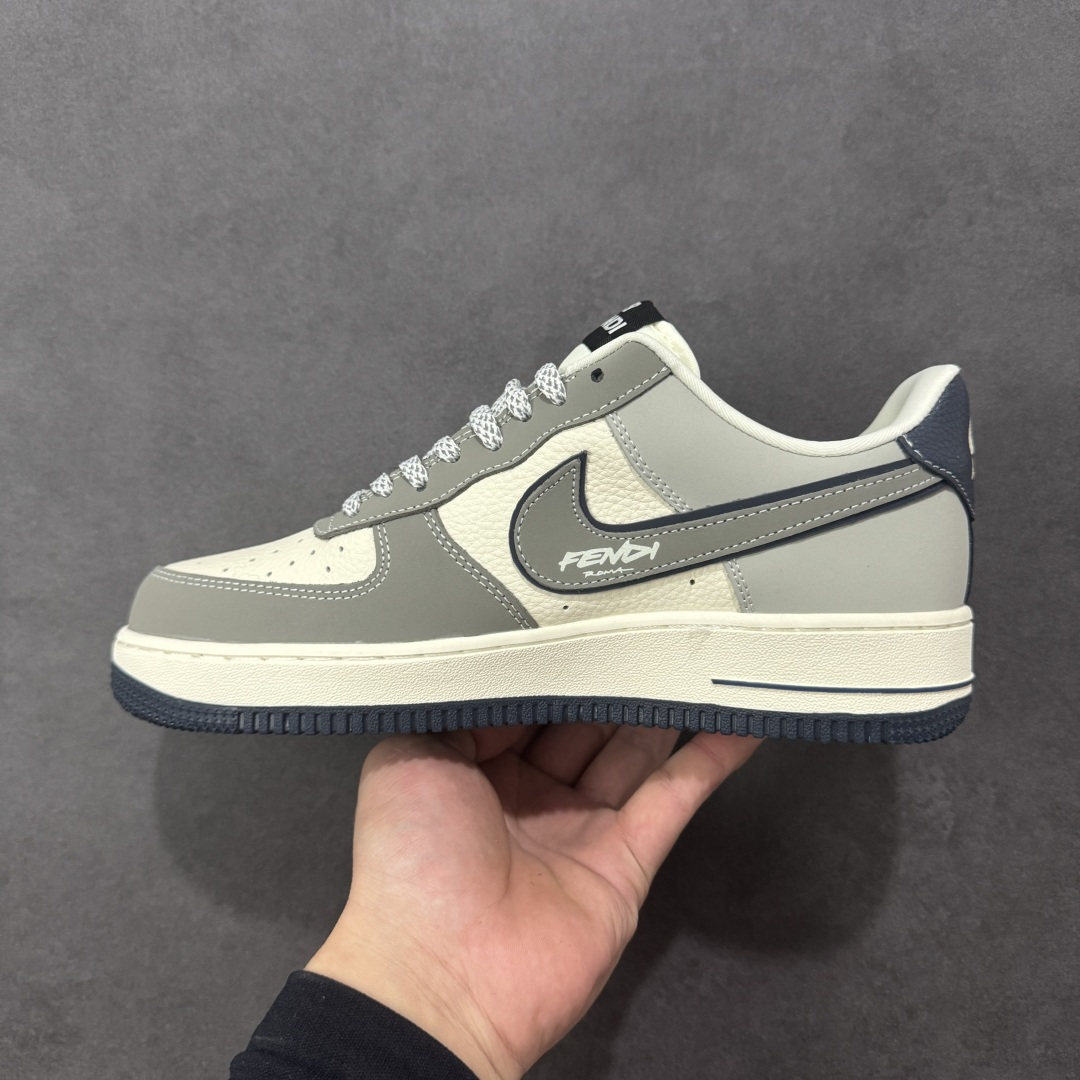 图片[2]-【定制版】Nike Air Force 1\’07 Low 联名 创意米灰黑 空军一号低帮休闲板鞋  #原楦头原纸板 原装鞋盒 定制五金配件 内置全掌气垫 原厂鞋底 货号：DF0188-110  尺码：36 36.5 37.5 38 38.5 39 40 40.5 41 42 42.5 43 44 44.5 45-选品中心