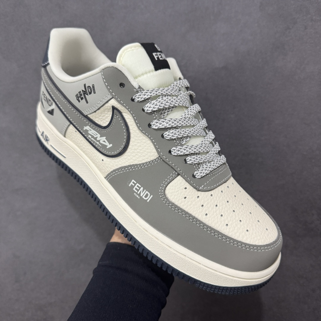 图片[3]-【定制版】Nike Air Force 1\’07 Low 联名 创意米灰黑 空军一号低帮休闲板鞋  #原楦头原纸板 原装鞋盒 定制五金配件 内置全掌气垫 原厂鞋底 货号：DF0188-110  尺码：36 36.5 37.5 38 38.5 39 40 40.5 41 42 42.5 43 44 44.5 45-选品中心