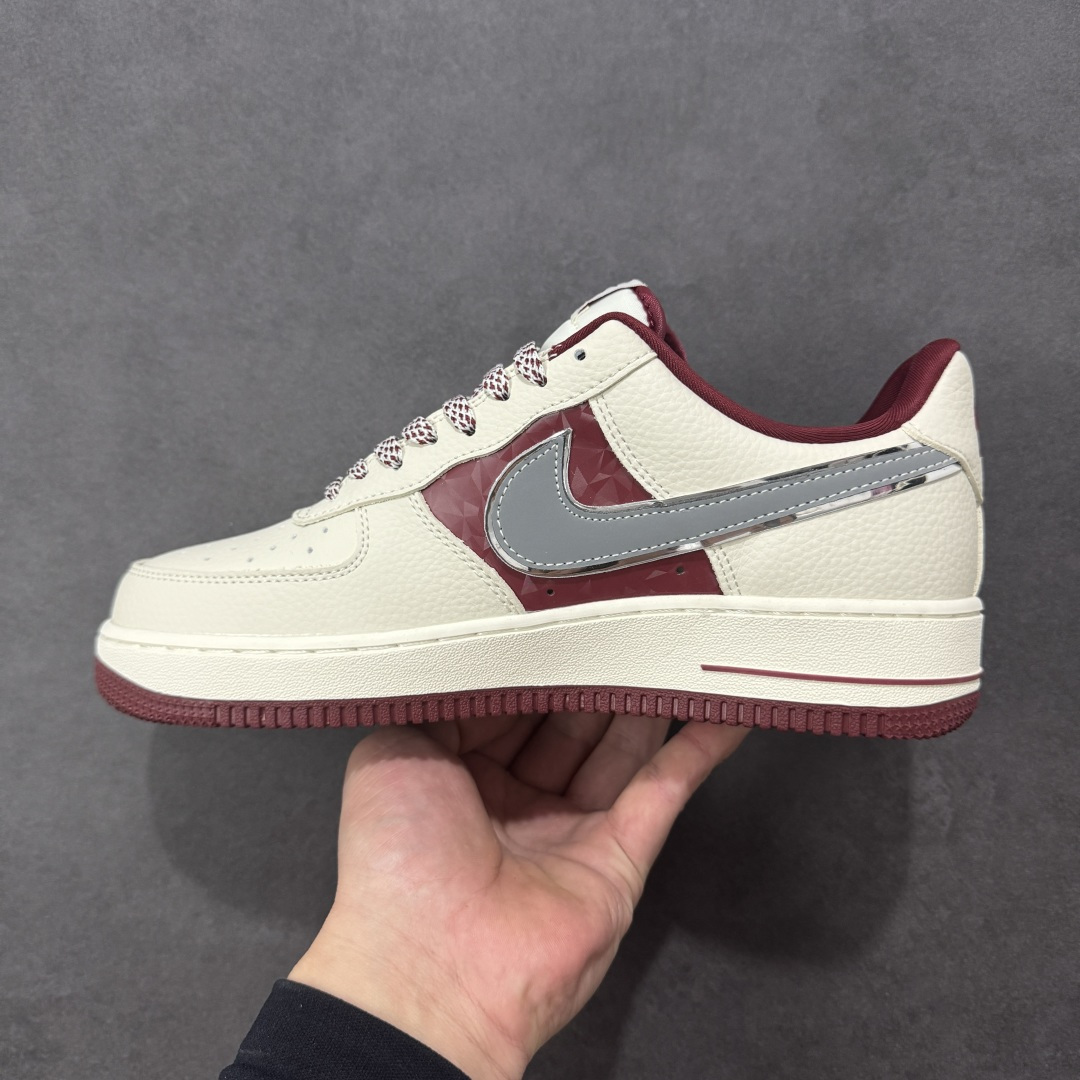 图片[2]-【定制版】NIke Air Force 1 \’07 Low “北面联名——朱砂钻石”空军一号 低帮 运动鞋 休闲鞋 折边针车 工艺难度大 原楦头原纸板 原装鞋盒 定制五金配件 内置全掌气垫 原厂鞋底 货号：DF0188-112 尺码：36 36.5 37.5 38 38.5 39 40 40.5 41 42 42.5 43 44 44.5 45 编码：HXSA310320-选品中心