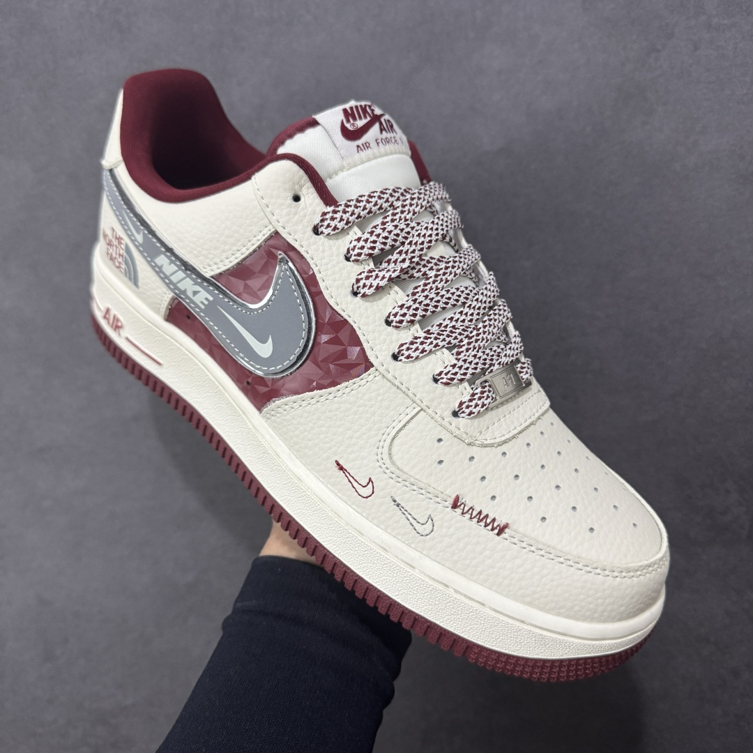 图片[3]-【定制版】NIke Air Force 1 \’07 Low “北面联名——朱砂钻石”空军一号 低帮 运动鞋 休闲鞋 折边针车 工艺难度大 原楦头原纸板 原装鞋盒 定制五金配件 内置全掌气垫 原厂鞋底 货号：DF0188-112 尺码：36 36.5 37.5 38 38.5 39 40 40.5 41 42 42.5 43 44 44.5 45 编码：HXSA310320-选品中心