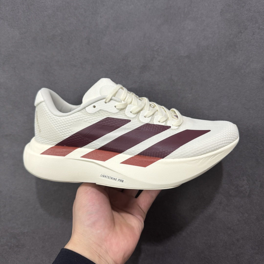 【TD版本】AD Adizero EVO SL 二代 马拉松竞速专业跑鞋 JR2020 针织网面非常轻薄 纤维间的缝隙很大 可以保证跑步时的透气、排汗效果 鞋舌直接与两侧的内衬和鞋底连接在一起 在跑步过程中不会被鞋舌的左右移动所困扰 在标准鞋带孔的基础上再拓宽一组鞋带孔 适合不同脚型的需求 突破性 EnergyRods 技术,有助于跑者实现更好的成绩 中底独特的LIGHTSTRIKE PRO泡棉材质 微弹感觉在跑步过程中给予了良好的支撑体验 对于顶级精英和高水平进阶跑者来说 ADIOS PRO是一双值得信赖的竞速比赛用鞋 尺码:36 36.5 37.5 38 38.5 39 40 40.5 41 42 42.5 43 44 44.5 45-选品中心