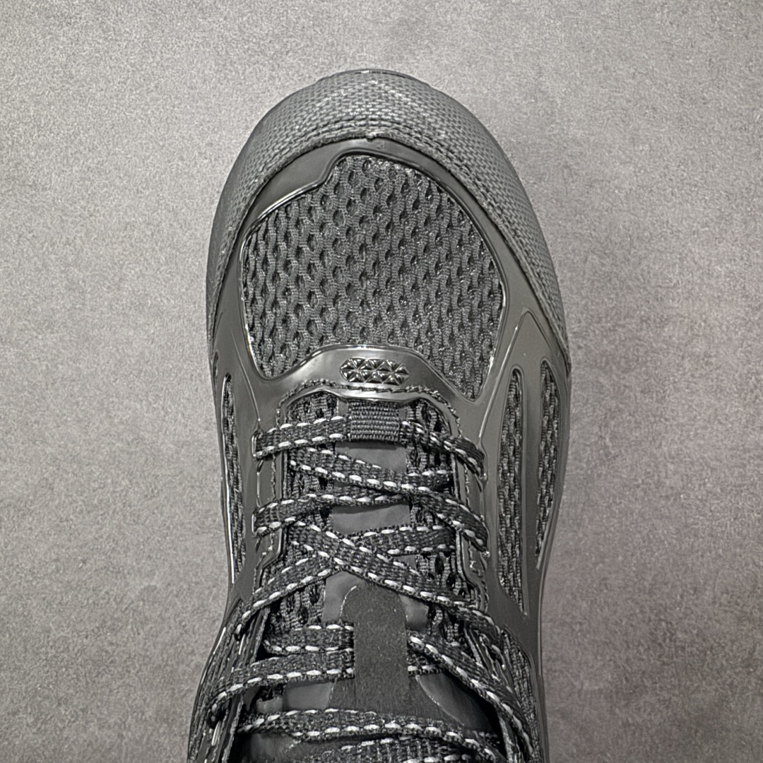 图片[8]-【公司级】HOKA ONE ONE U Clifton One9 舒适 防滑耐磨 低帮 生活休闲鞋 男女同款 轻量低帮户外越野跑鞋 户外山脉越野轻量运动跑鞋 鞋面用轻的无缝架构 鞋带用了弹性不易松脱的扁宽弹性鞋带 轻薄的TPU贴在透气的鞋面上 前掌与中掌部分进行加宽 橡胶大底 EVA缓震鞋底用滚动平衡技术引导跑者自然步态 货号 1155370-BBNB 尺码：36 36.5 37.5 38 38.5 39 40 40.5 41 42 42.5 43 44 45-选品中心