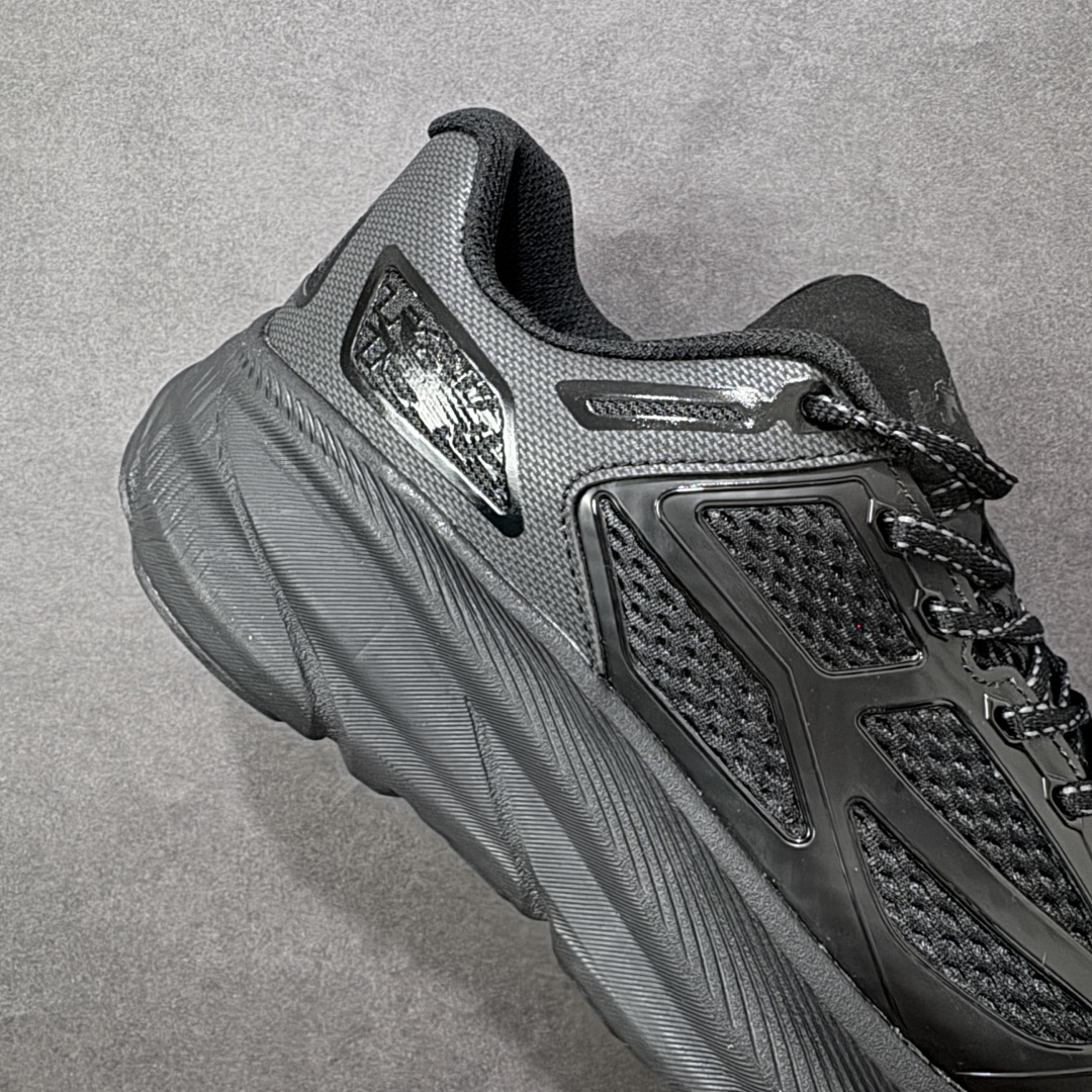 图片[6]-【公司级】HOKA ONE ONE U Clifton One9 舒适 防滑耐磨 低帮 生活休闲鞋 男女同款 轻量低帮户外越野跑鞋 户外山脉越野轻量运动跑鞋 鞋面用轻的无缝架构 鞋带用了弹性不易松脱的扁宽弹性鞋带 轻薄的TPU贴在透气的鞋面上 前掌与中掌部分进行加宽 橡胶大底 EVA缓震鞋底用滚动平衡技术引导跑者自然步态 货号 1155370-BBNB 尺码：36 36.5 37.5 38 38.5 39 40 40.5 41 42 42.5 43 44 45-选品中心