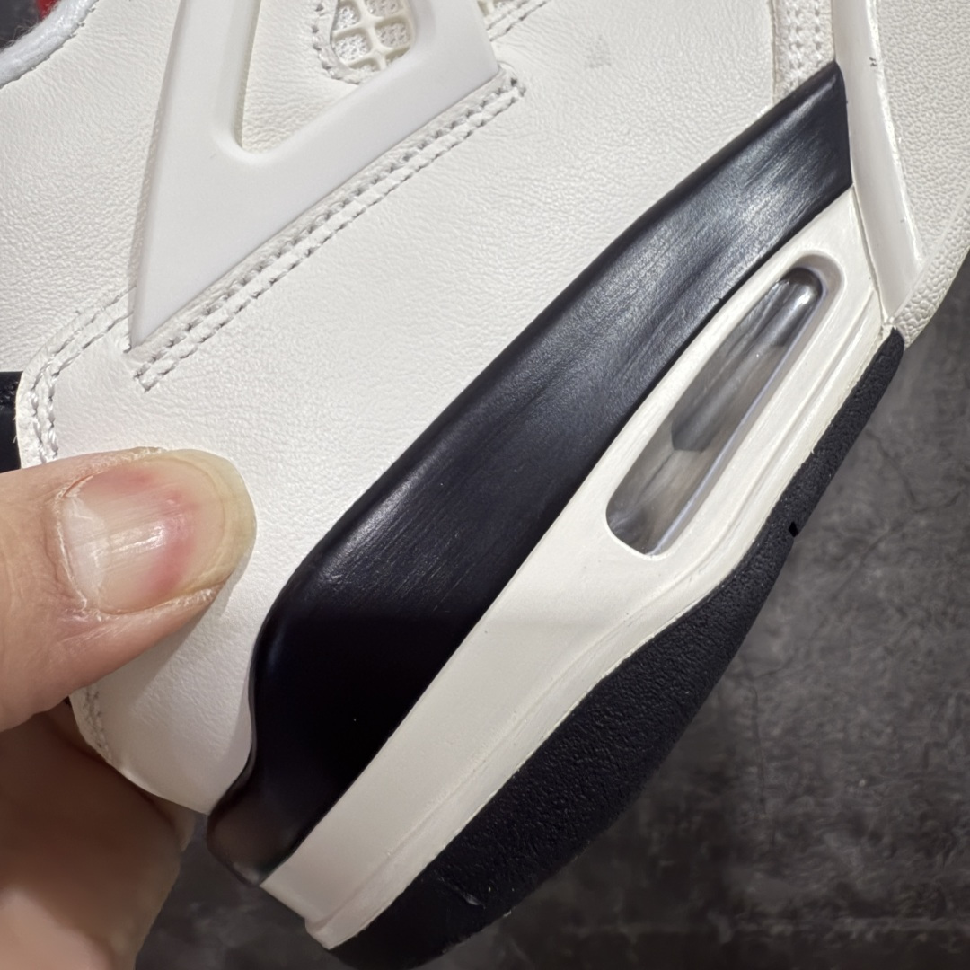 图片[3]-【原厂版】Air Jordan AJ4 “Flight Club”Sail/Black-University Red 飞行俱乐部 IM4002-100 全新升级改良 原鞋原楦原纸板同源开发 完美呈现乔4的版型 内侧正确双色网格 还原细节 原厂皮料 正确气垫颜色 正确网格工艺 正确拉帮工艺 全鞋原装材料制作 原档案原模具打造 支持全方位与正品对比 尺码：40-47.5-选品中心