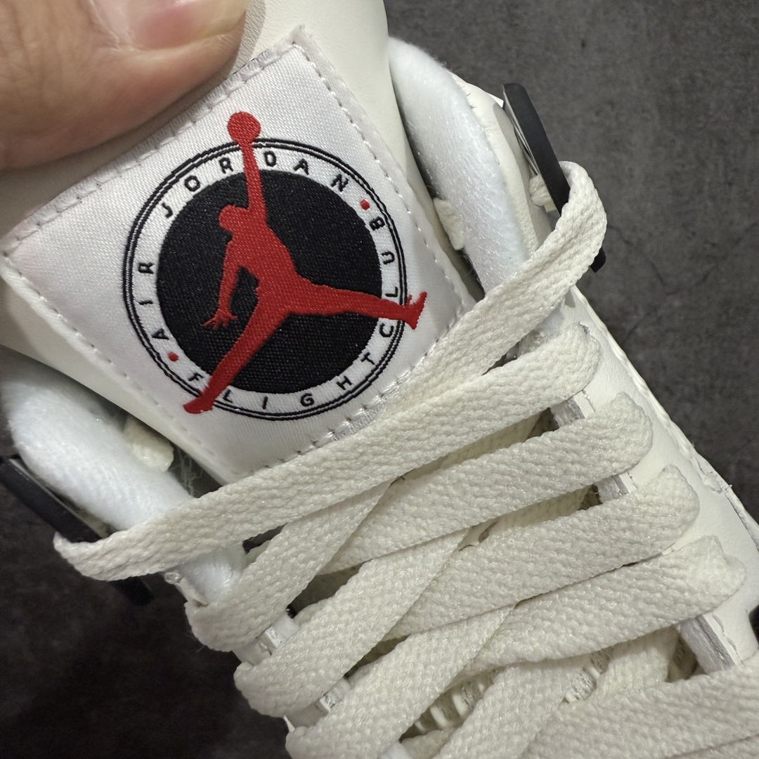 图片[6]-【原厂版】Air Jordan AJ4 “Flight Club”Sail/Black-University Red 飞行俱乐部 IM4002-100 全新升级改良 原鞋原楦原纸板同源开发 完美呈现乔4的版型 内侧正确双色网格 还原细节 原厂皮料 正确气垫颜色 正确网格工艺 正确拉帮工艺 全鞋原装材料制作 原档案原模具打造 支持全方位与正品对比 尺码：40-47.5-选品中心