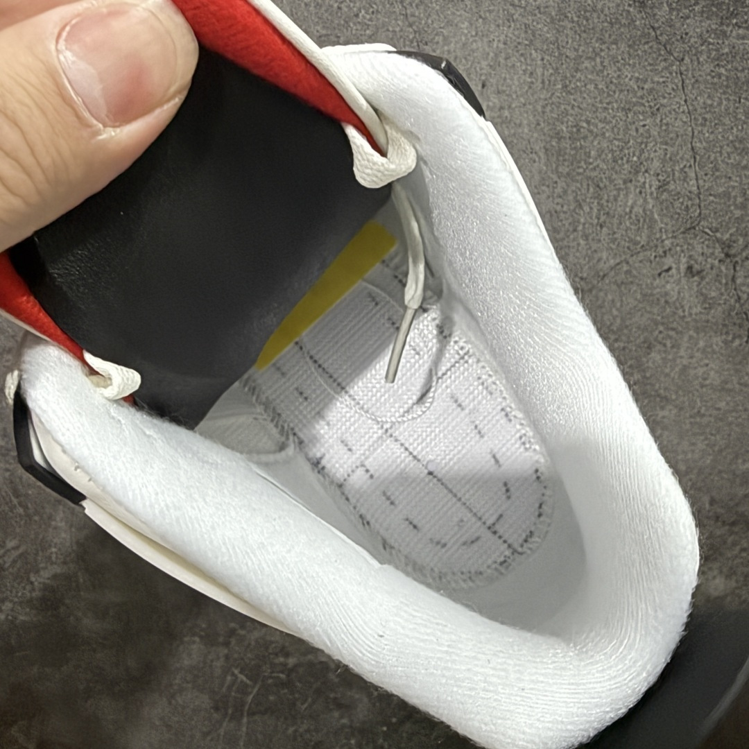 图片[8]-【原厂版】Air Jordan AJ4 “Flight Club”Sail/Black-University Red 飞行俱乐部 IM4002-100 全新升级改良 原鞋原楦原纸板同源开发 完美呈现乔4的版型 内侧正确双色网格 还原细节 原厂皮料 正确气垫颜色 正确网格工艺 正确拉帮工艺 全鞋原装材料制作 原档案原模具打造 支持全方位与正品对比 尺码：40-47.5-选品中心