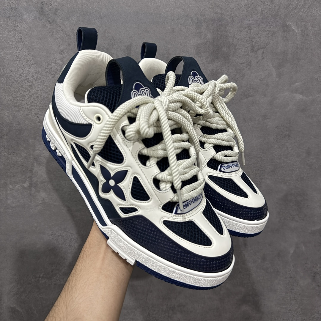 【佛山顶级超A版】Louis Vuitton LV Skate系列 白蓝 仓库现货 当天可取 佛山超A私人订单 专柜混卖零售专供 所有配色均为购买原版复刻 整体版型 皮料 市场独一无二 后跟版型都可以自行对比[机智]吊打市场所有货 怒甩十条街，欢迎拿市场各大工厂的货来对比！ 鞋舌烫金超正 压印程度秒杀市面90%以上的高端货 新配色陆续开发出货 尺码：39-46-选品中心