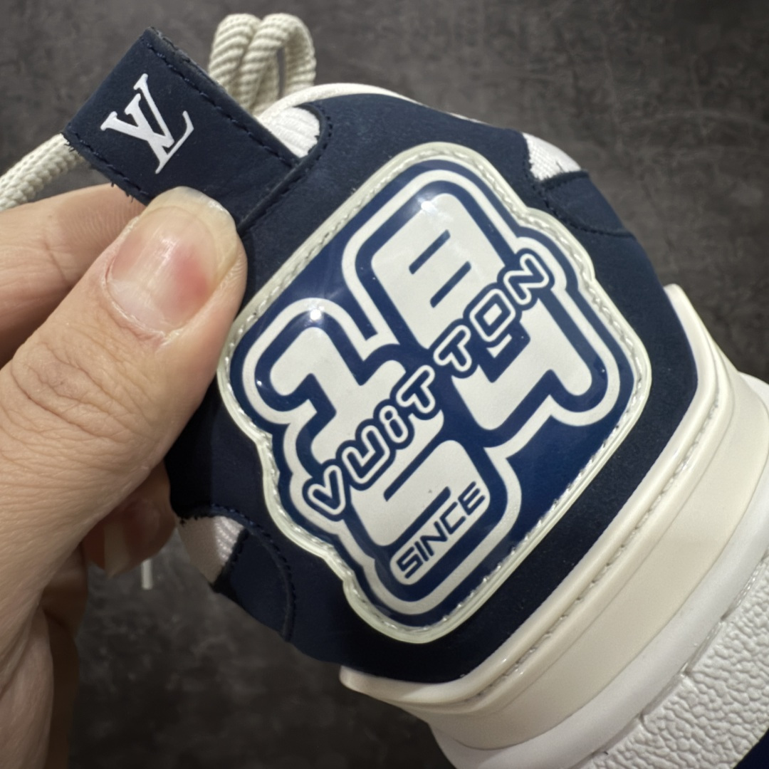 图片[2]-【佛山顶级超A版】Louis Vuitton LV Skate系列 白蓝 仓库现货 当天可取 佛山超A私人订单 专柜混卖零售专供 所有配色均为购买原版复刻 整体版型 皮料 市场独一无二 后跟版型都可以自行对比[机智]吊打市场所有货 怒甩十条街，欢迎拿市场各大工厂的货来对比！ 鞋舌烫金超正 压印程度秒杀市面90%以上的高端货 新配色陆续开发出货 尺码：39-46-选品中心