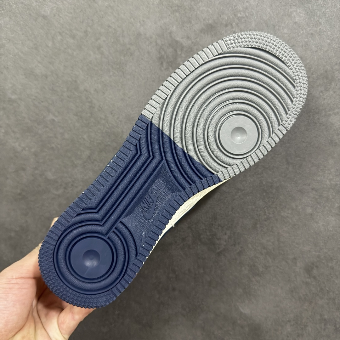 图片[9]-【定制版】Nike Air Force 1\’07 Low 联名 双拼米灰蓝 空军一号低帮休闲板鞋  #原楦头原纸板 原装鞋盒 定制五金配件 内置全掌气垫 原厂鞋底 货号：QW5836-026  尺码：36 36.5 37.5 38 38.5 39 40 40.5 41 42 42.5 43 44 44.5 45-选品中心