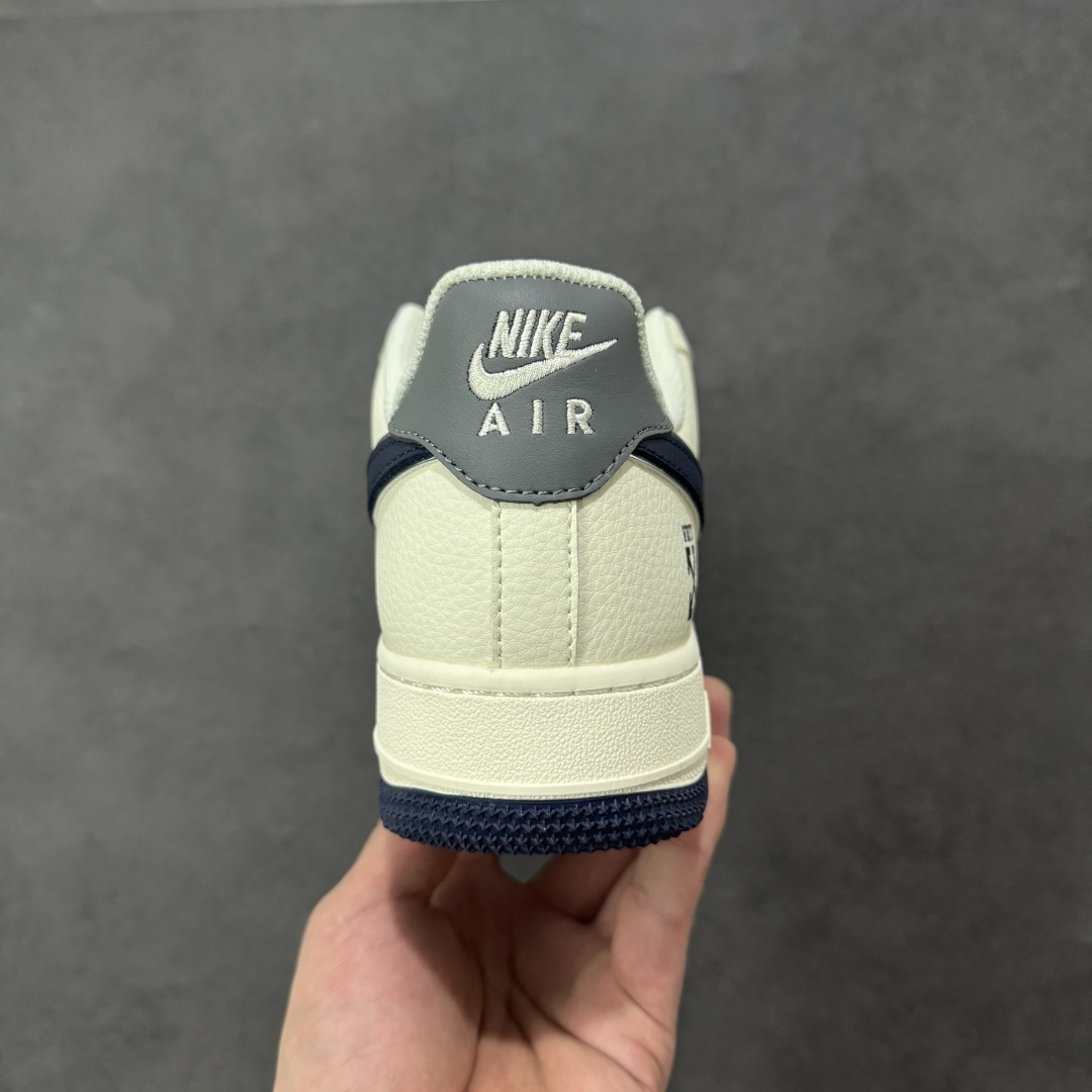 图片[4]-【定制版】Nike Air Force 1\’07 Low 联名 双拼米灰蓝 空军一号低帮休闲板鞋  #原楦头原纸板 原装鞋盒 定制五金配件 内置全掌气垫 原厂鞋底 货号：QW5836-026  尺码：36 36.5 37.5 38 38.5 39 40 40.5 41 42 42.5 43 44 44.5 45-选品中心