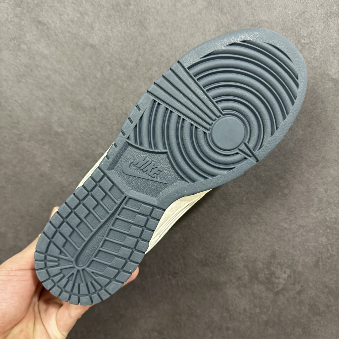 图片[9]-【定制版】Nike SB Dunk Low“ 冠军联名—午夜蓝” 周年高端定制 低帮休闲板鞋 定制鞋盒 大厂纯原品质出货 超高清洁度 皮料切割干净无任何毛边 细节完美 货号：JP1628-026 尺码：36 36.5 37.5 38 38.5 39 40 40.5 41 42 42.5 43 44 44.5 45 编码：HXSB330340-选品中心