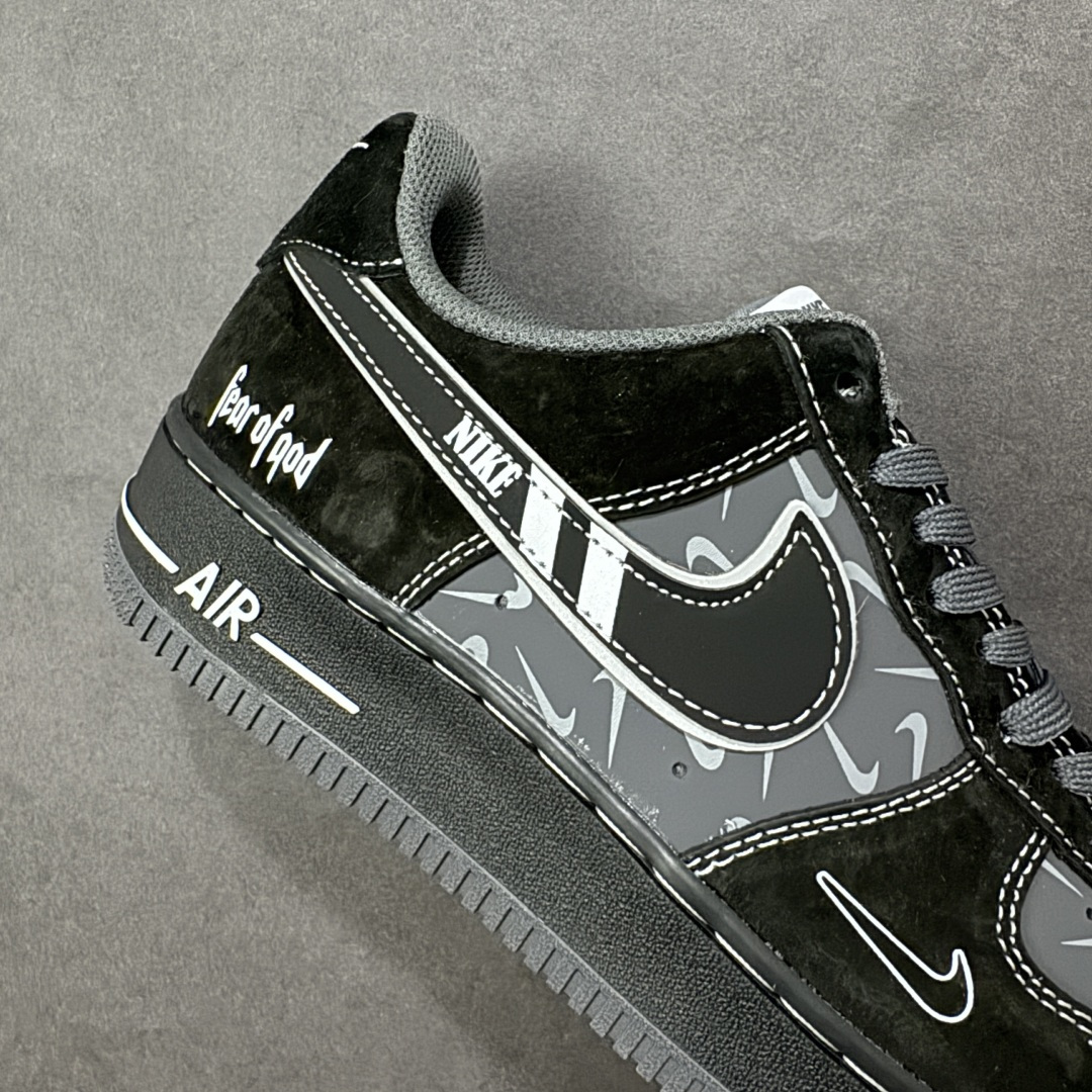 图片[6]-【定制版】NIke Air Force 1 \’07 Low “黑乱勾”空军一号 低帮 运动鞋 休闲鞋 折边针车 工艺难度大 原楦头原纸板 原装鞋盒 定制五金配件 内置全掌气垫 原厂鞋底 货号：DD8585-200 尺码：36 36.5 37.5 38 38.5 39 40 40.5 41 42 42.5 43 44 44.5 45 编码：HXSA310320-选品中心