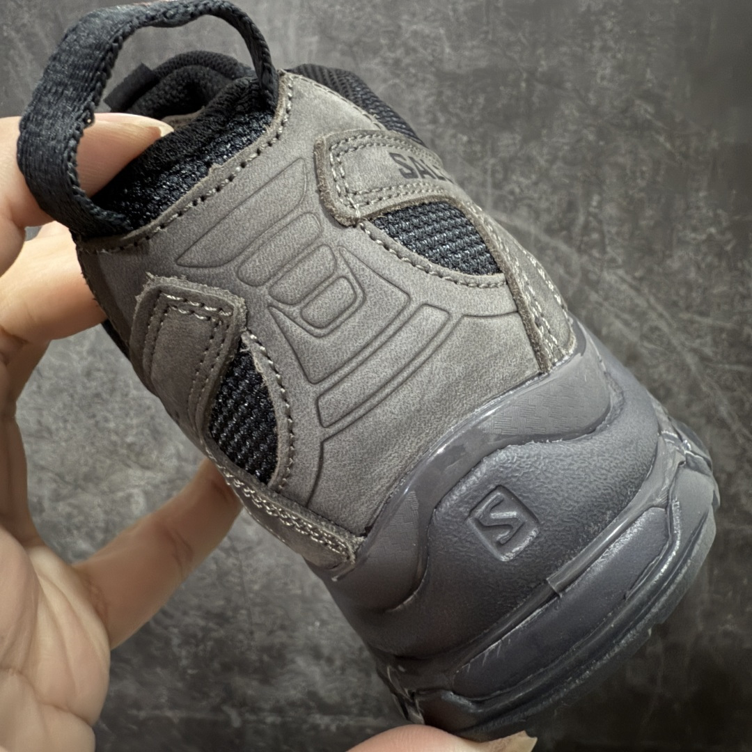 图片[2]-【PK升级版】Salomon萨洛蒙2025秋冬新款XA pro 3D JEONG LI 二代系列新色系跑步鞋休闲运动鞋 479616 T0级别版本出货-只做市面市场第一档 皮面部位采用头层皮打造-横扫市面 中底搭载全掌玻璃纤维能量板和超厚弹性泡沫中底，跑动时推进力十足，缓震回馈很强，日常通勤或训练都很稳 鞋身长毛牛猄皮面设计，内层材质透气网面 穿着舒适度好 原版材质 原版大底 尺码：36-45-选品中心