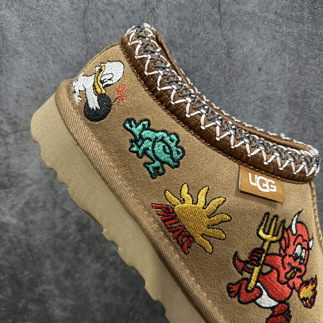 图片[7]-【莞产纯原】PALACE x UGG 7290 Tasman 小恶魔联名款柔软舒适低帮生活休闲鞋 男女同款 秋冬羊皮毛一体雪地靴 全鞋采用ZP同厂 隆丰A级澳洲进口羊皮毛一体 品牌代工厂生产线 完全遵循ZP工艺流程 代工厂原厂版师 秉承无原鞋不开发选择 注重每一处细节 市面最正版型 尺码：35 36 37 38 39 40 41 42 43 44 45-选品中心